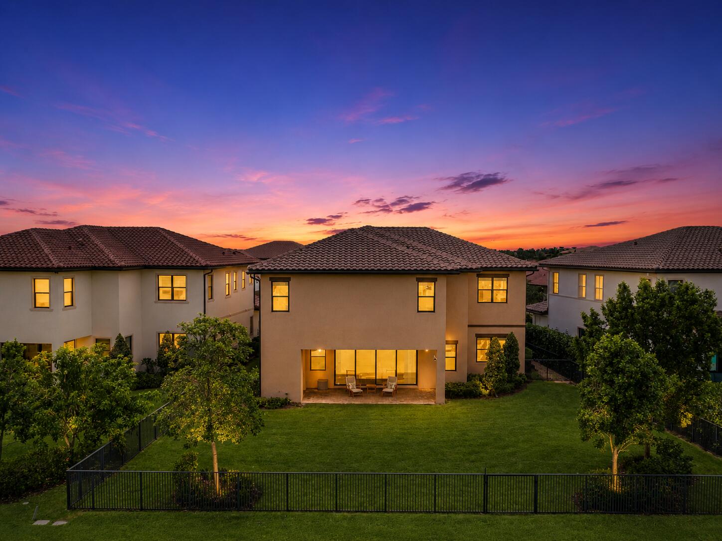PARKLAND BAY - Residential