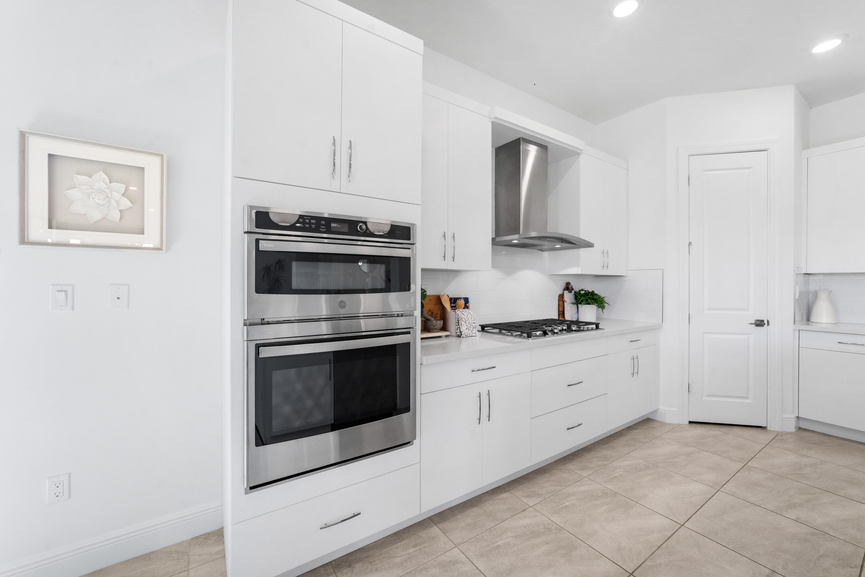 PARKLAND BAY - Residential