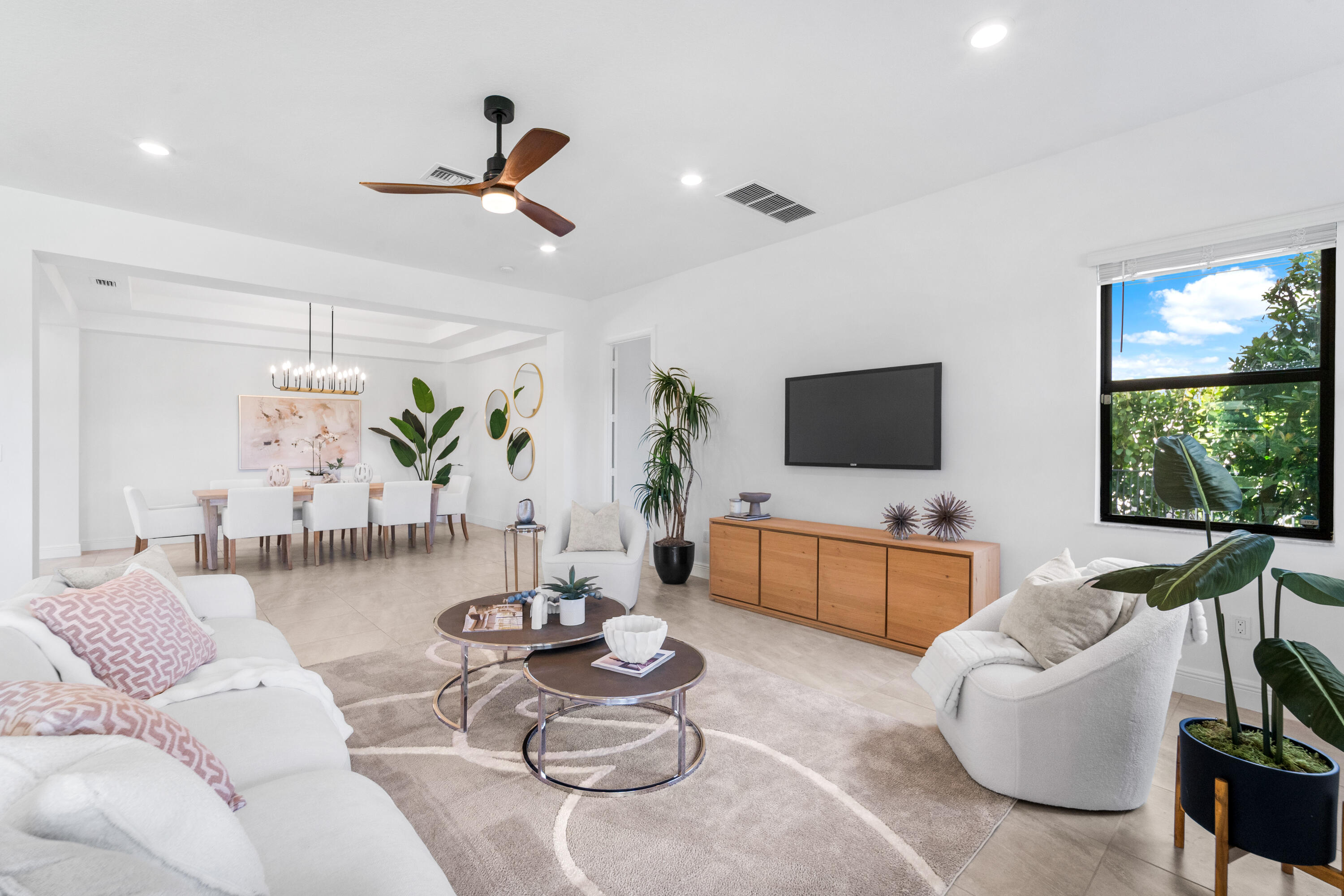 PARKLAND BAY - Residential