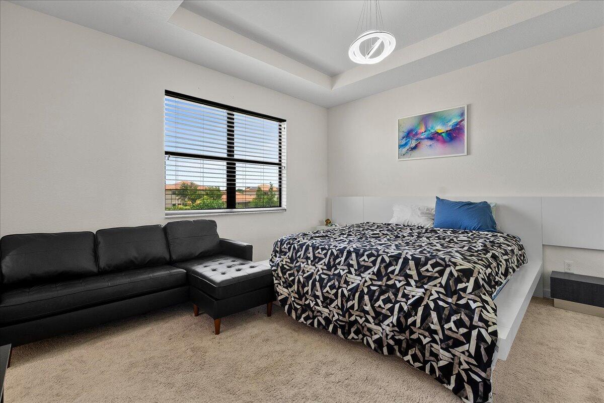 RESERVE AT SUMMIT - Residential Lease