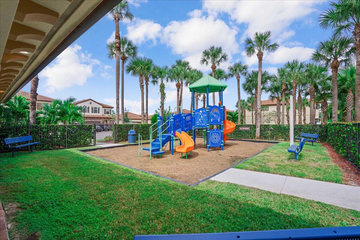 RESERVE AT SUMMIT - Residential Lease