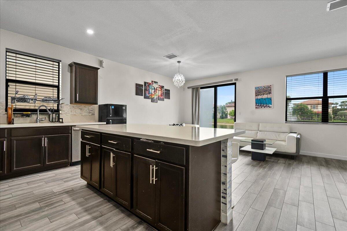 RESERVE AT SUMMIT - Residential Lease