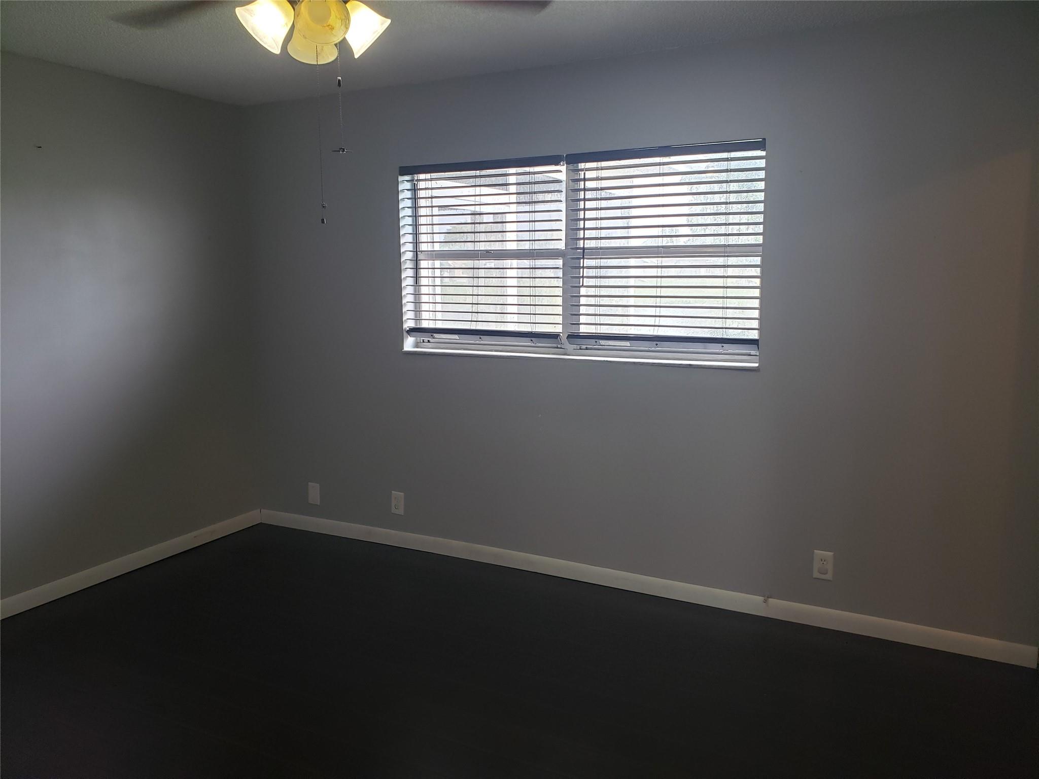 LAUDERDALE NORTH PARK - Residential