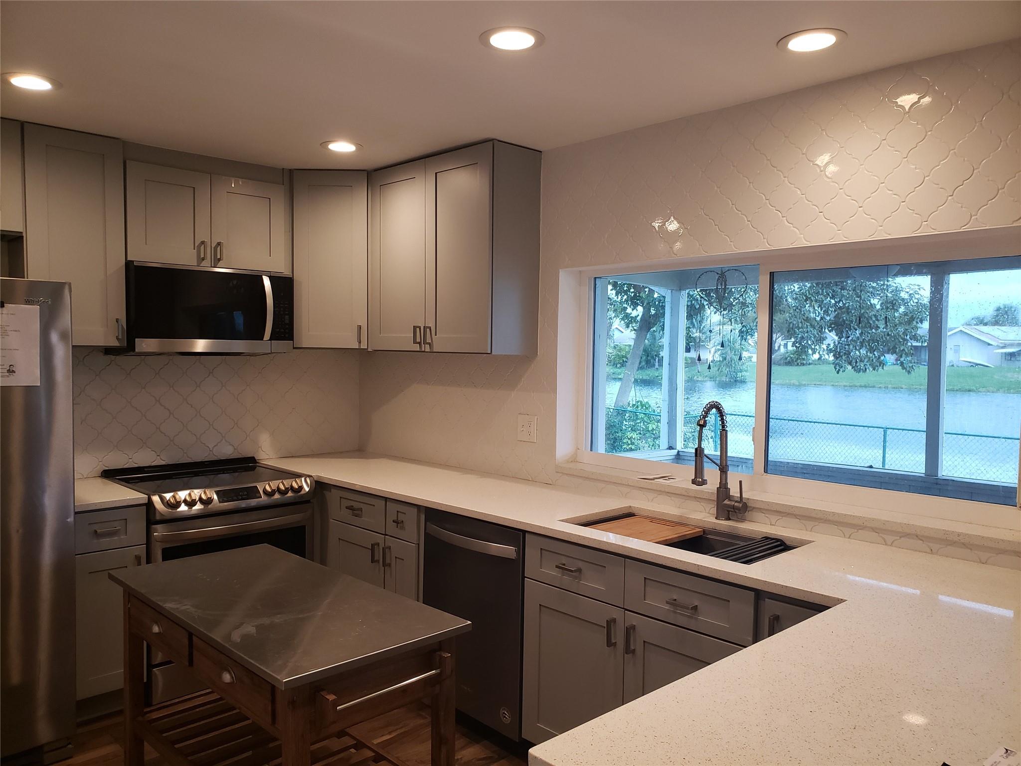 LAUDERDALE NORTH PARK - Residential