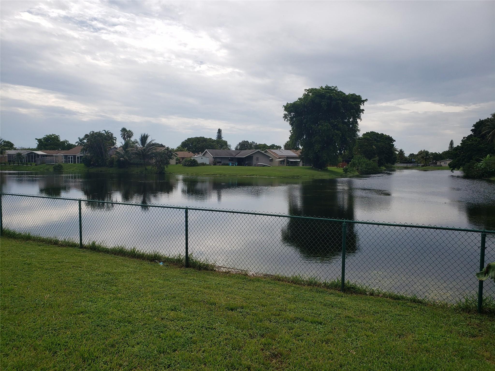 LAUDERDALE NORTH PARK - Residential