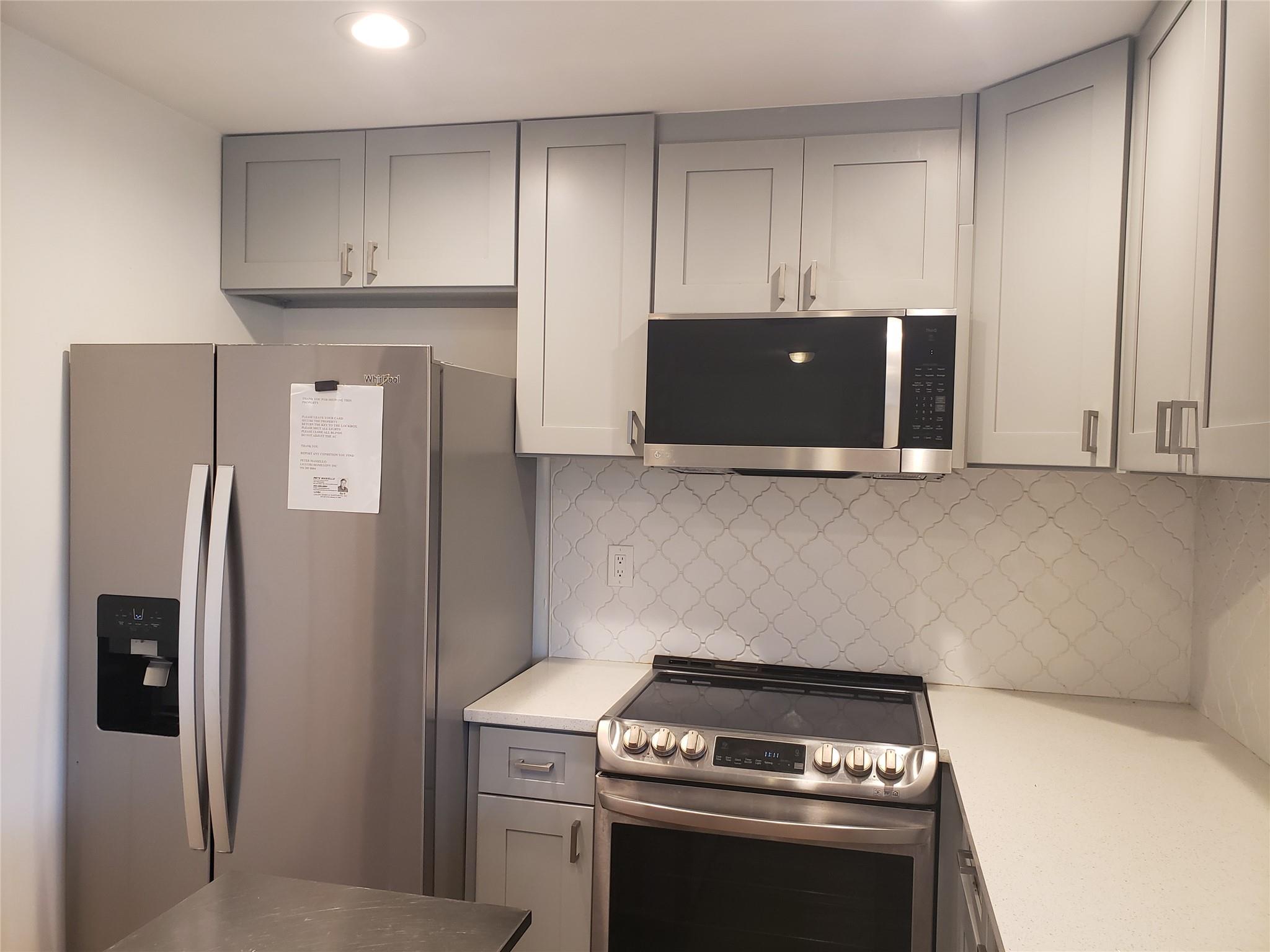 LAUDERDALE NORTH PARK - Residential