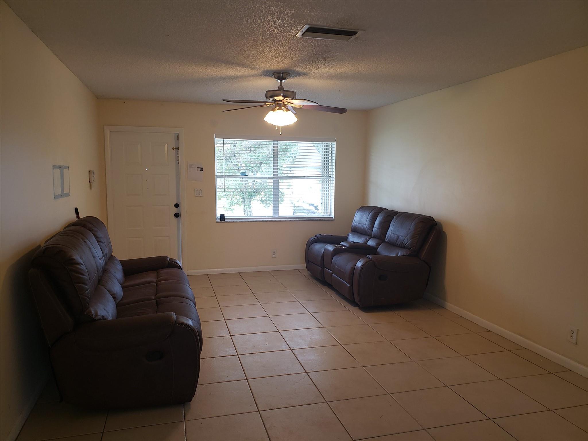 LAUDERDALE NORTH PARK - Residential