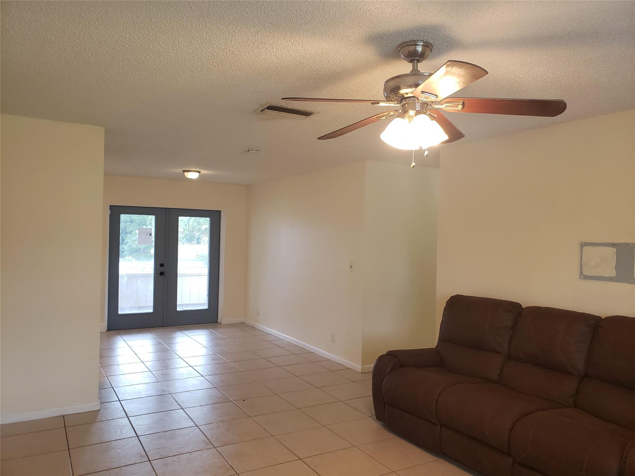 LAUDERDALE NORTH PARK - Residential