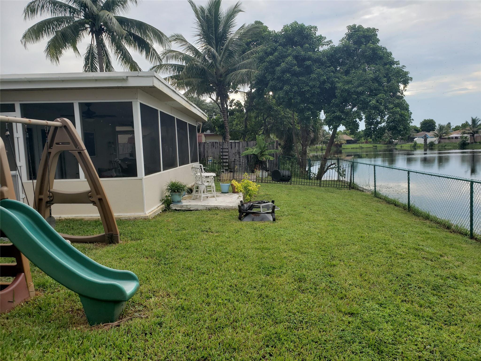 LAUDERDALE NORTH PARK - Residential