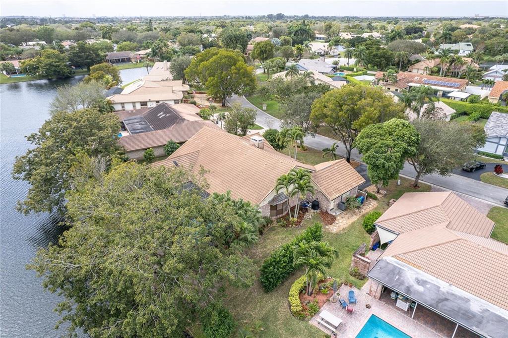 GLEN ISLES - Residential