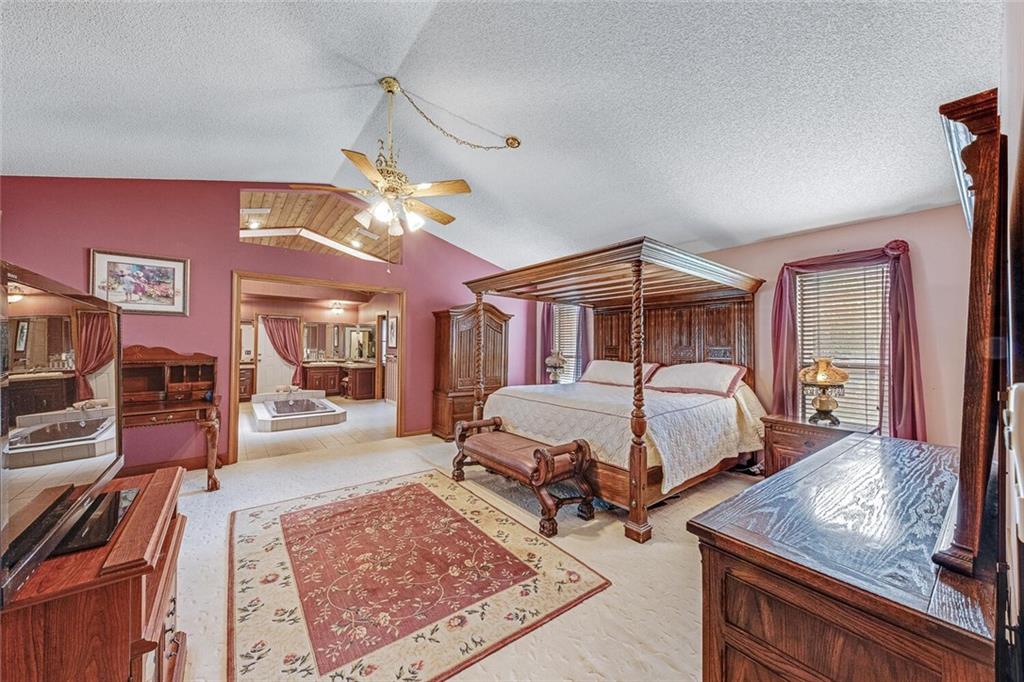 GLEN ISLES - Residential