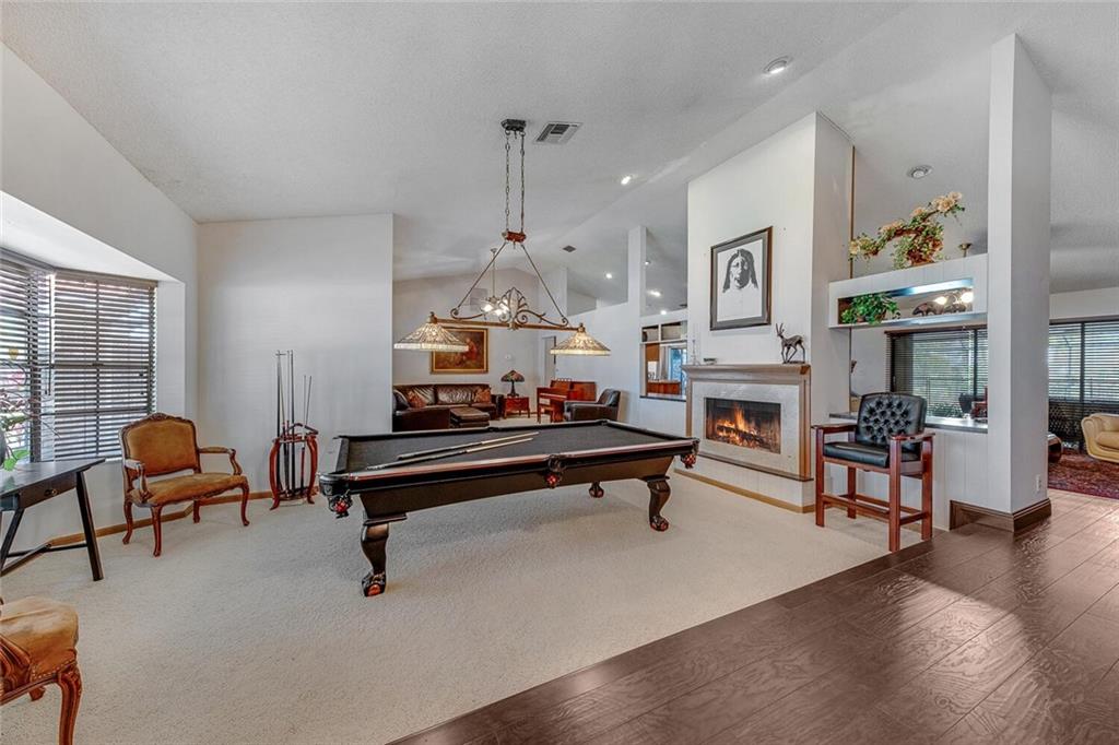 GLEN ISLES - Residential