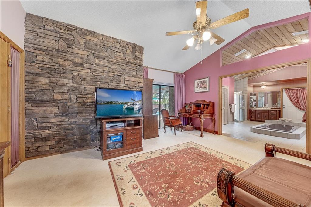 GLEN ISLES - Residential