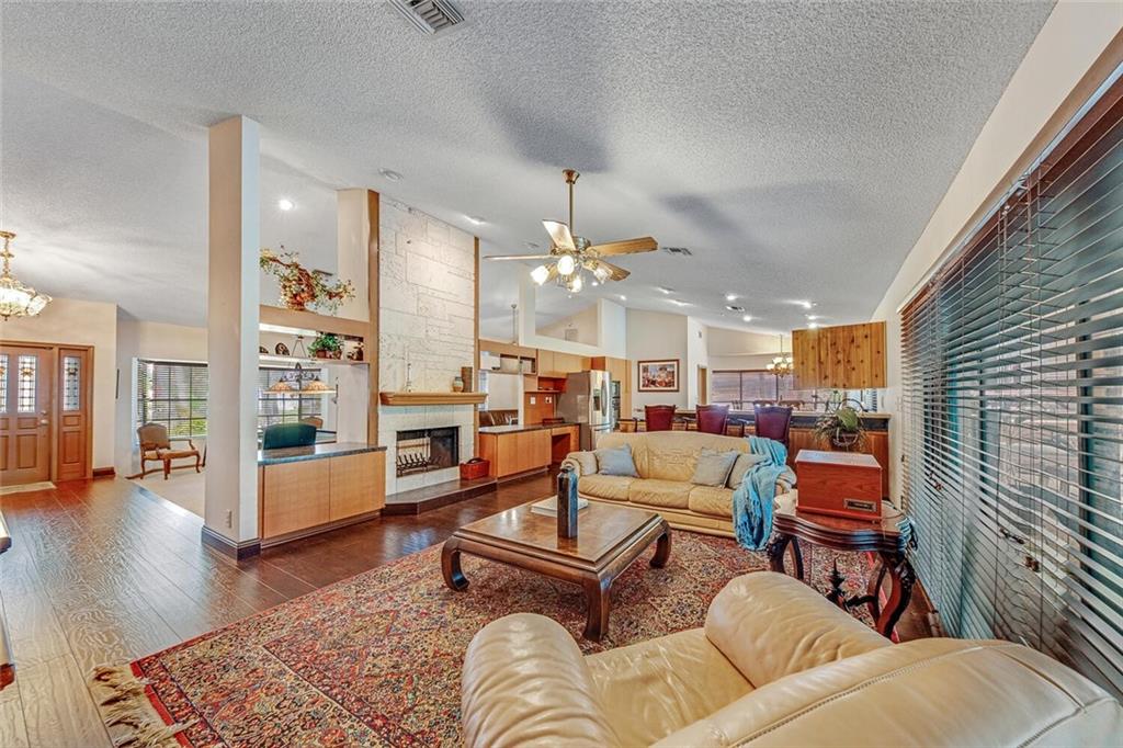 GLEN ISLES - Residential