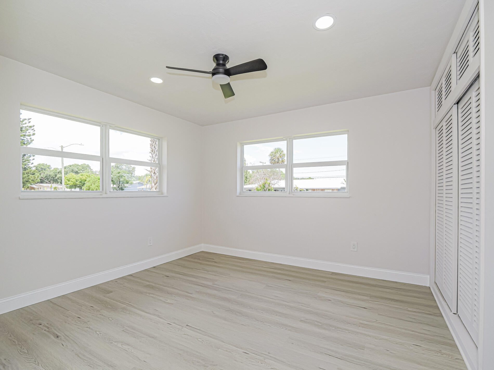 SEBASTIAN HIGHLANDS UNIT 9 - Residential
