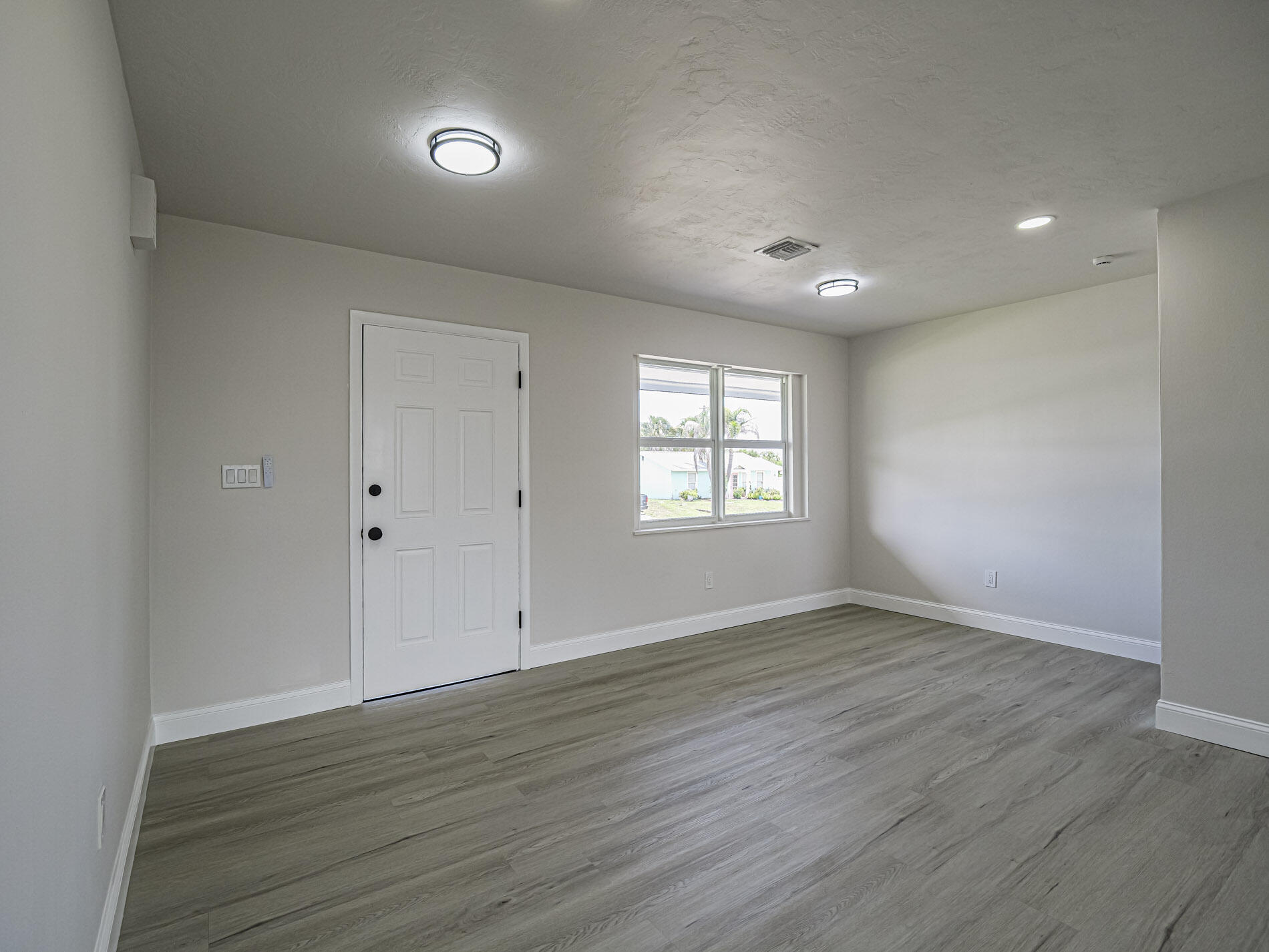 SEBASTIAN HIGHLANDS UNIT 9 - Residential