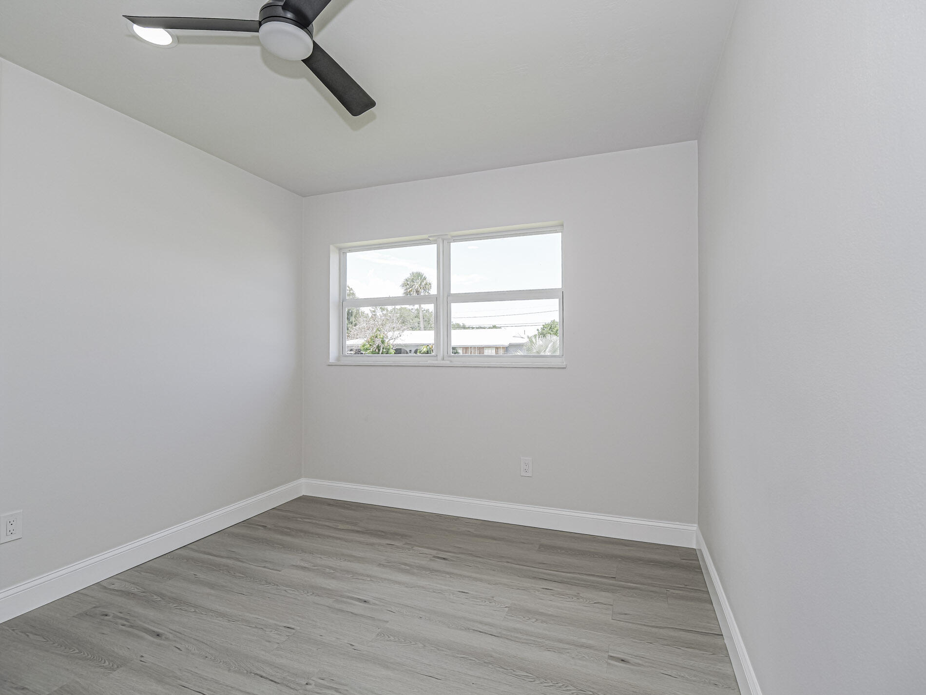 SEBASTIAN HIGHLANDS UNIT 9 - Residential