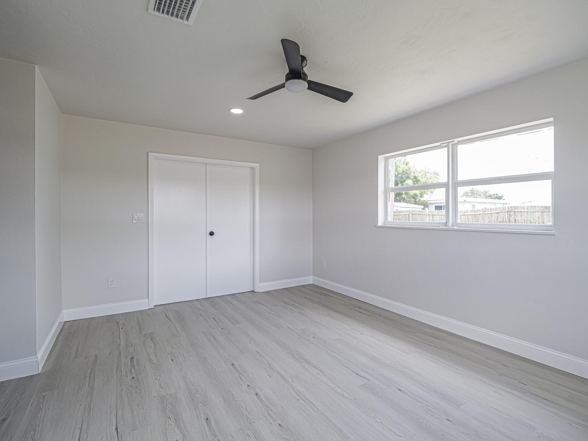SEBASTIAN HIGHLANDS UNIT 9 - Residential