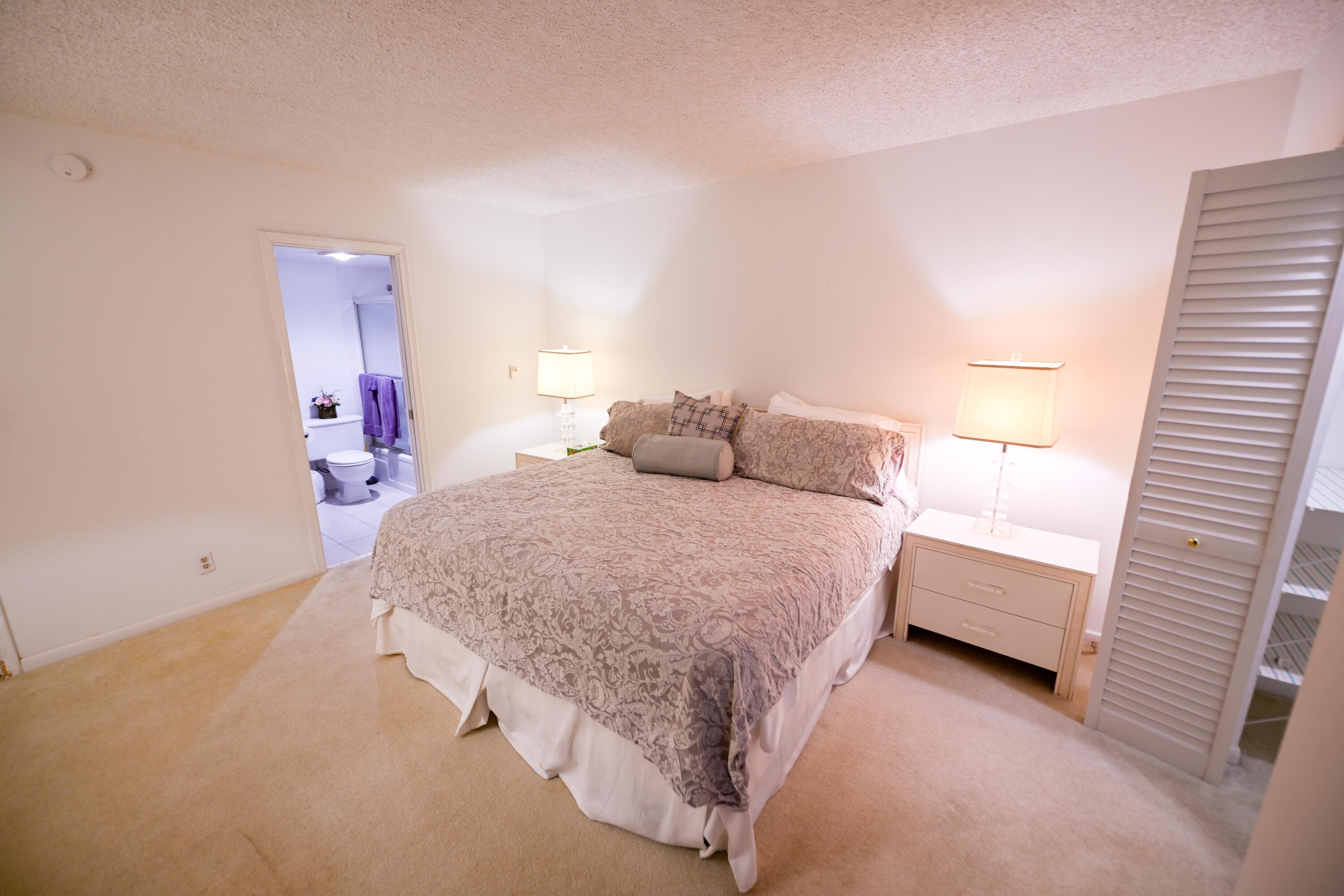 VICTORIA VILLAGE F CONDO - Residential