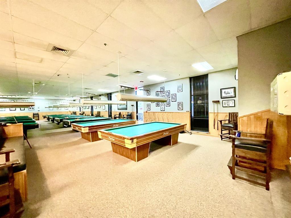 VICTORIA VILLAGE F CONDO - Residential