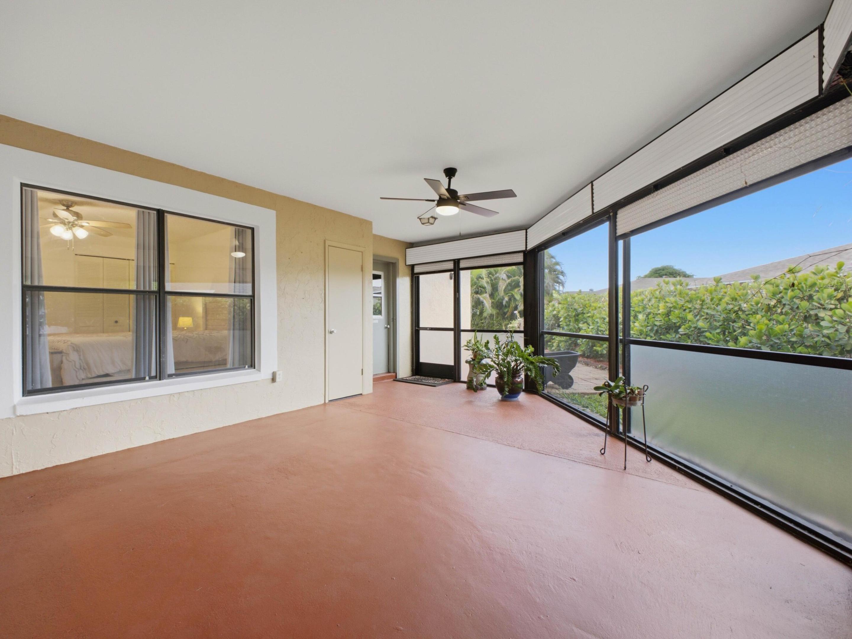 MEED RACQUET CLUB 2 - Residential