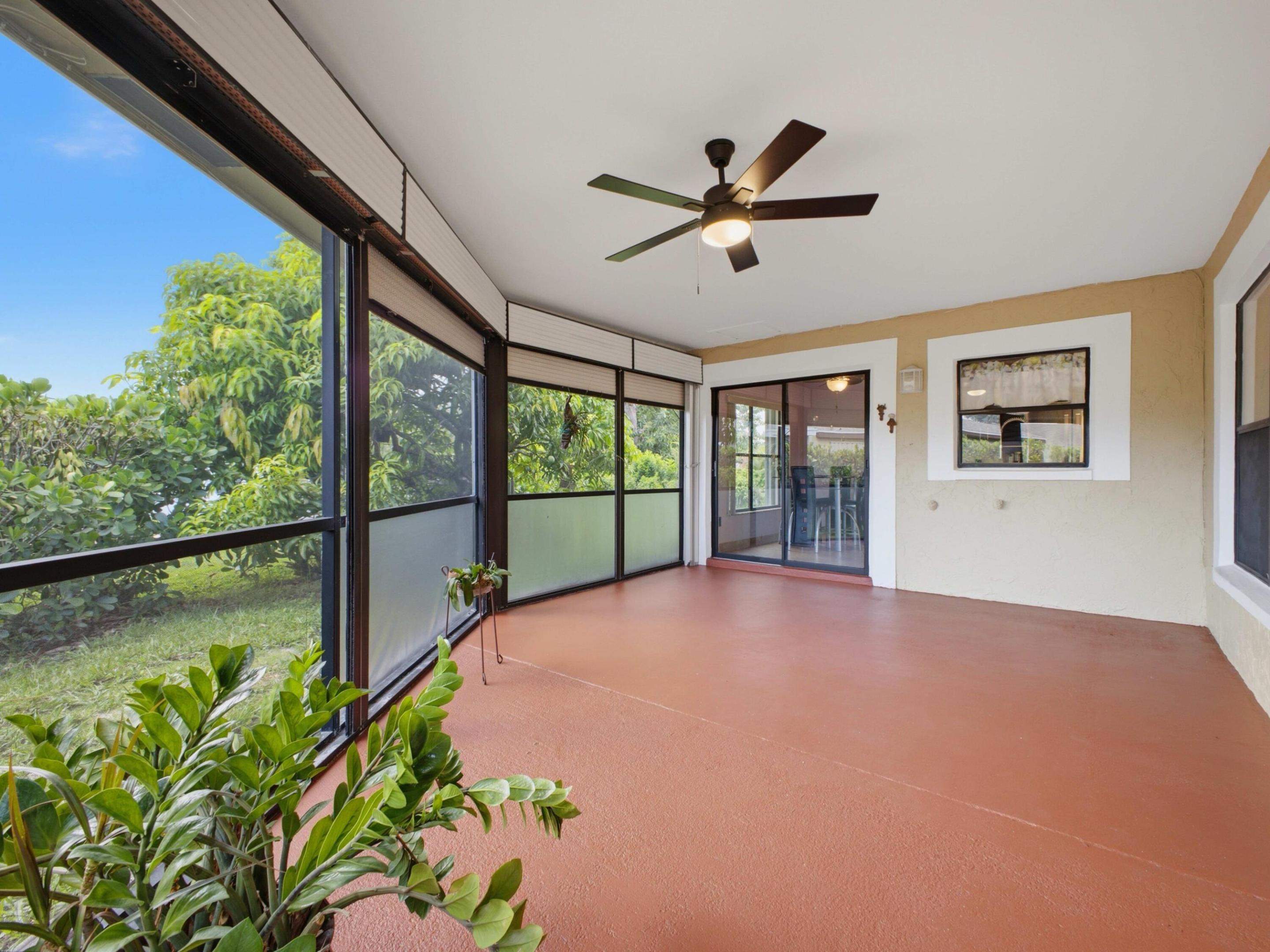 MEED RACQUET CLUB 2 - Residential