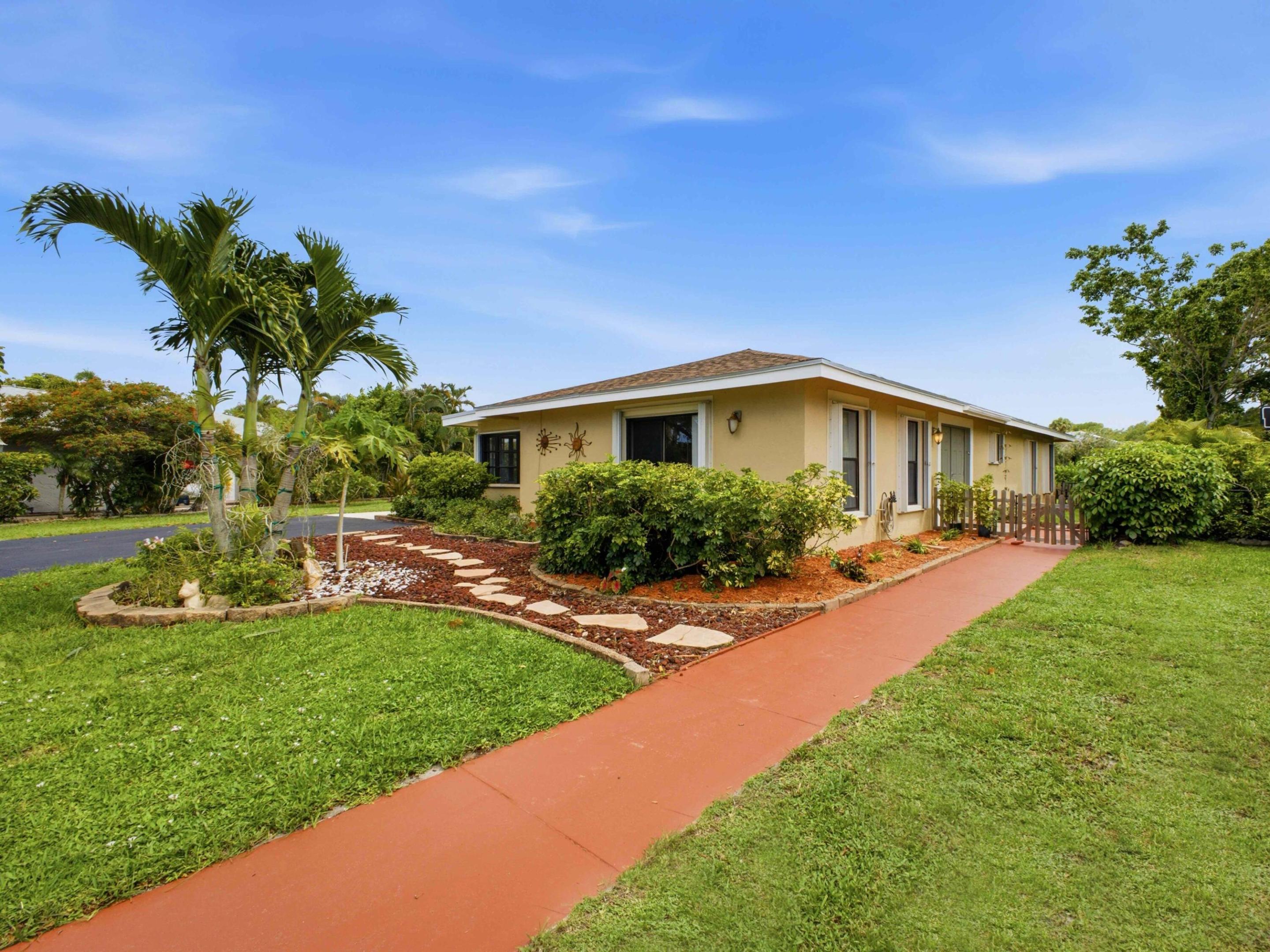 MEED RACQUET CLUB 2 - Residential
