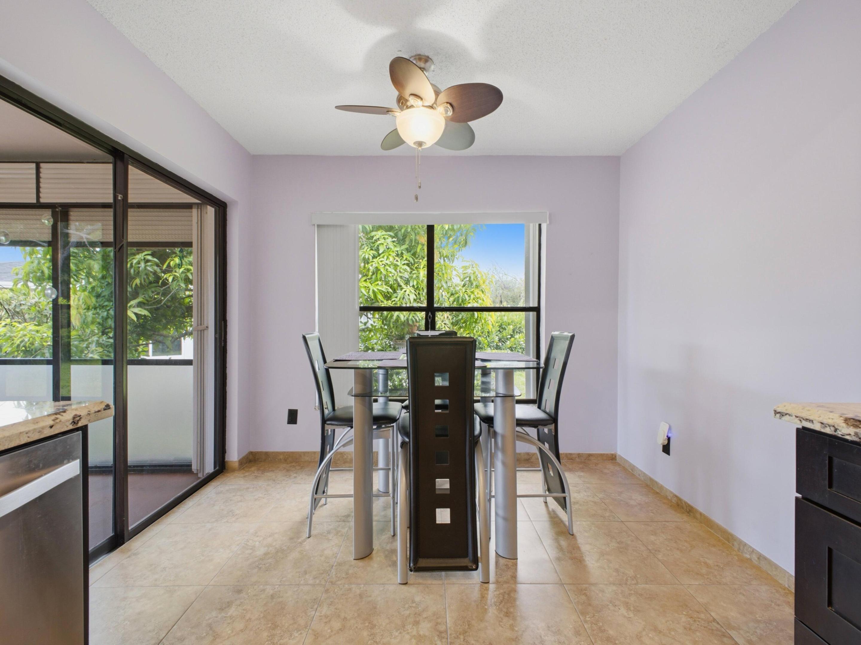 MEED RACQUET CLUB 2 - Residential