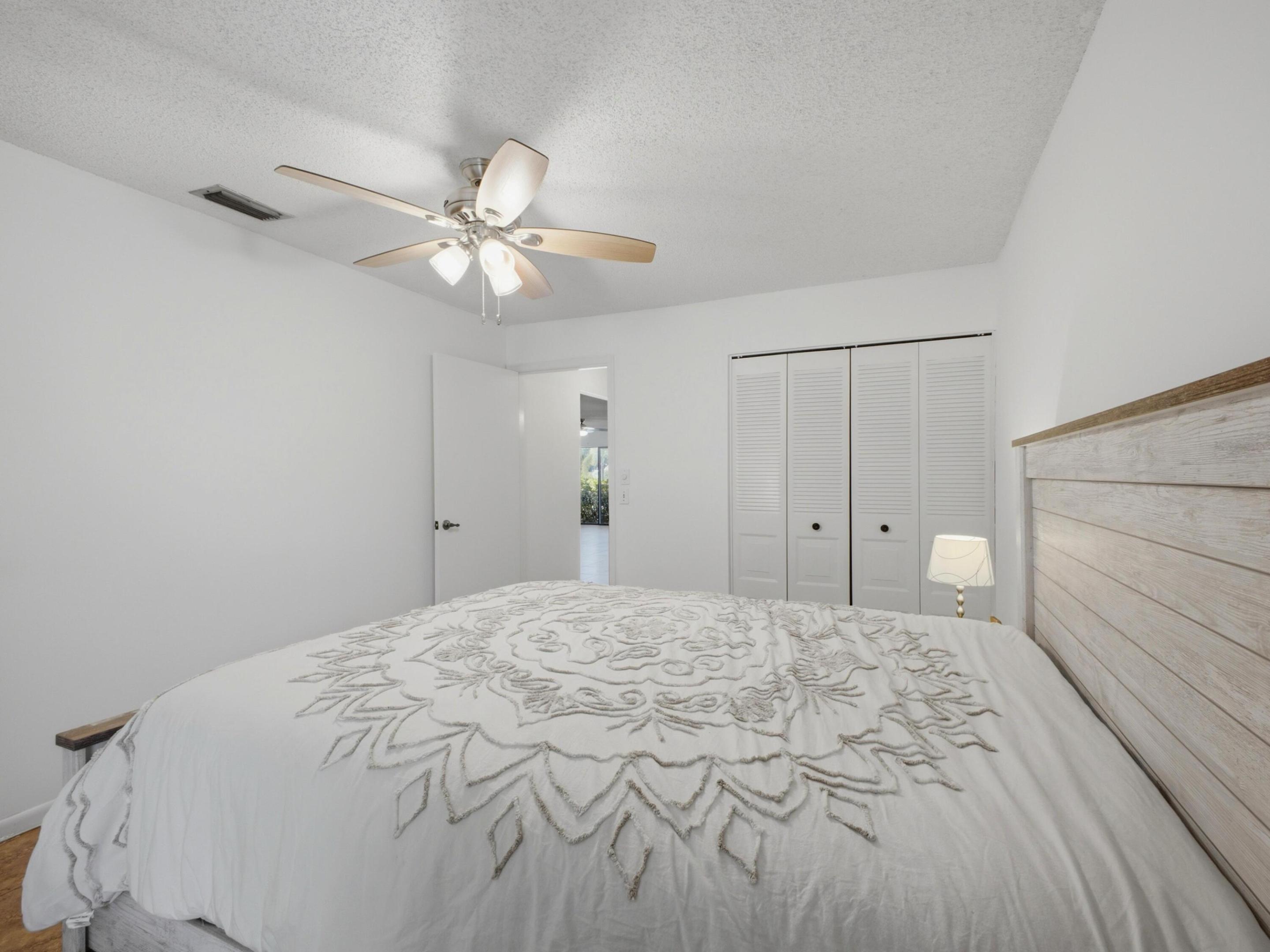MEED RACQUET CLUB 2 - Residential