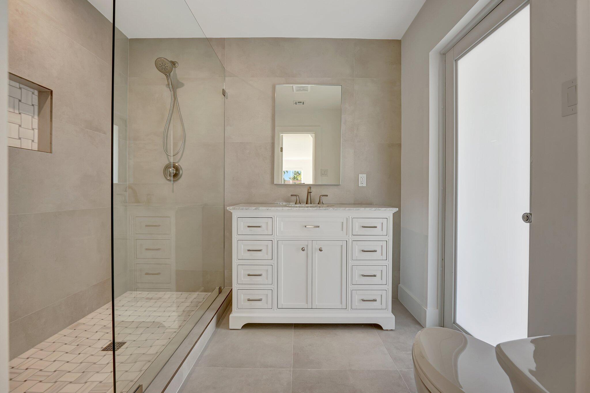 CORAL RIDGE ISLES - Residential