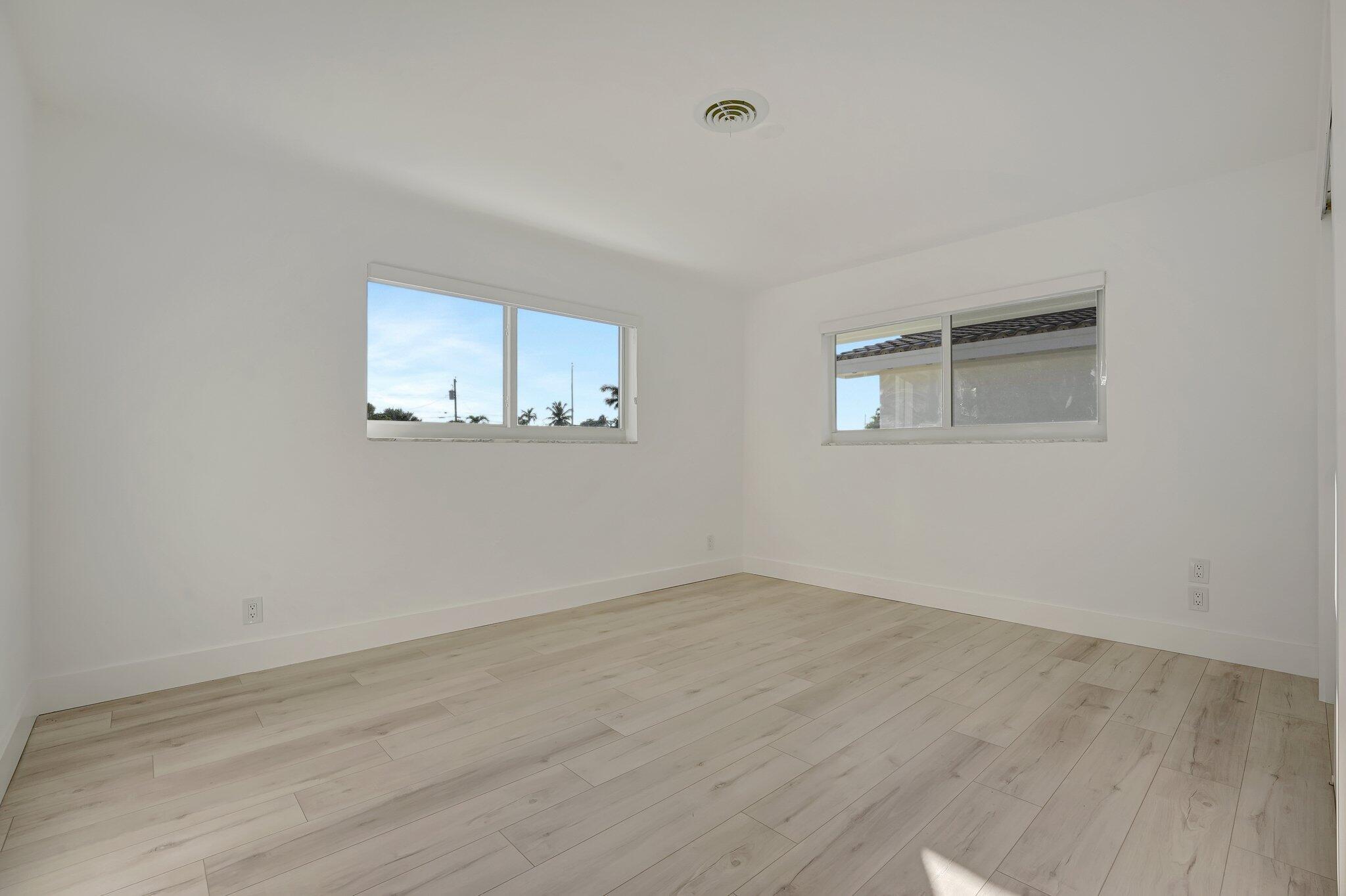 CORAL RIDGE ISLES - Residential