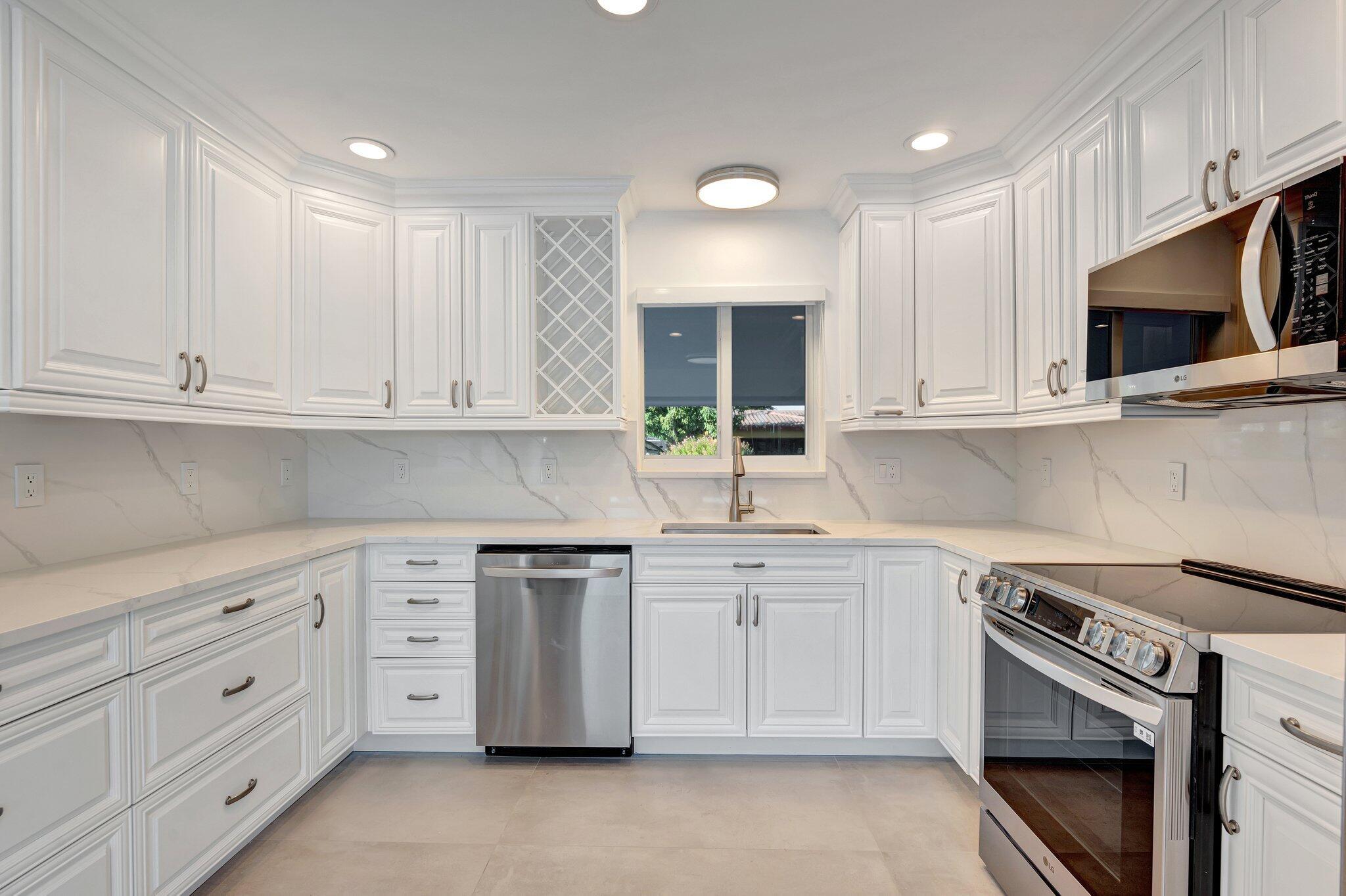 CORAL RIDGE ISLES - Residential