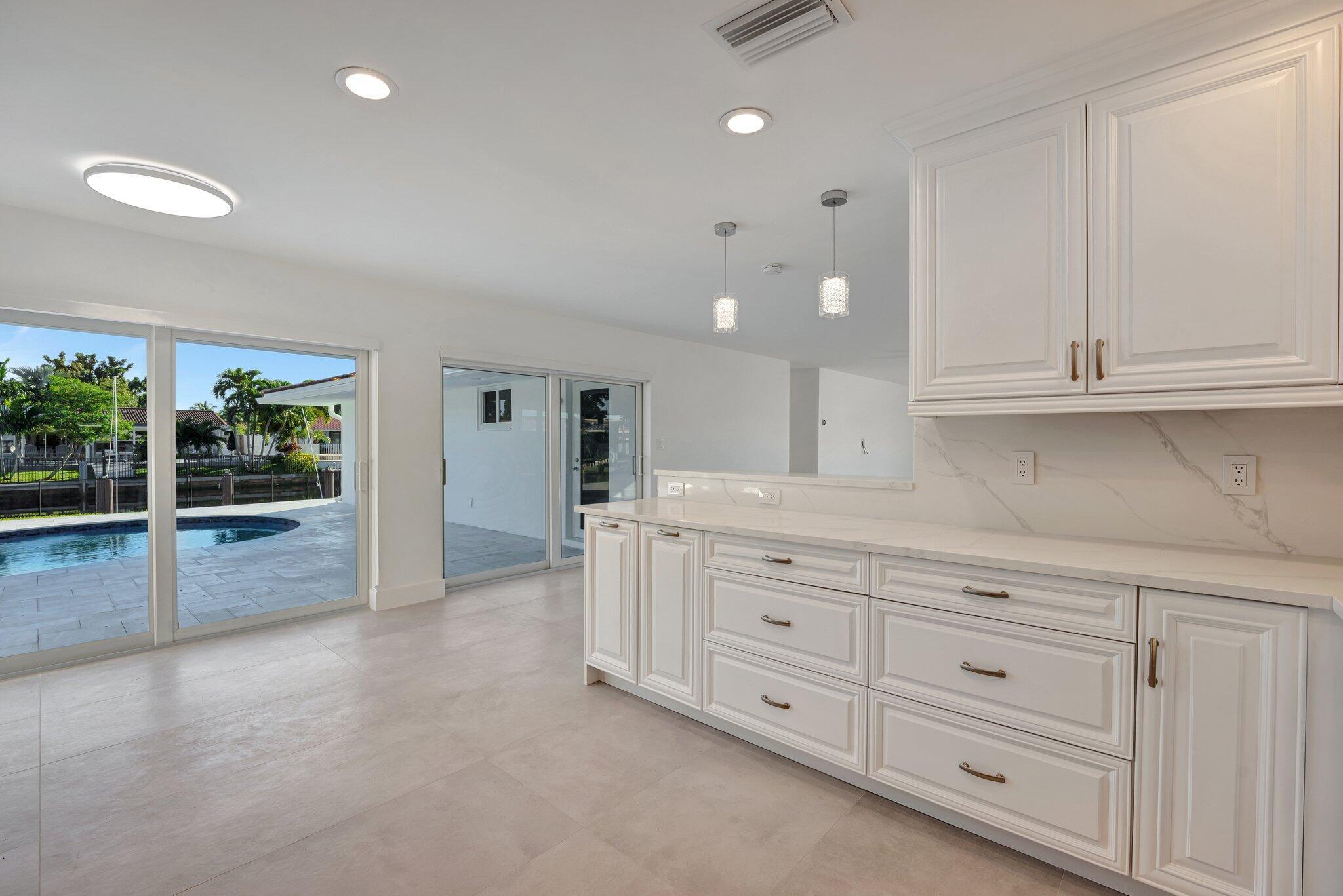 CORAL RIDGE ISLES - Residential