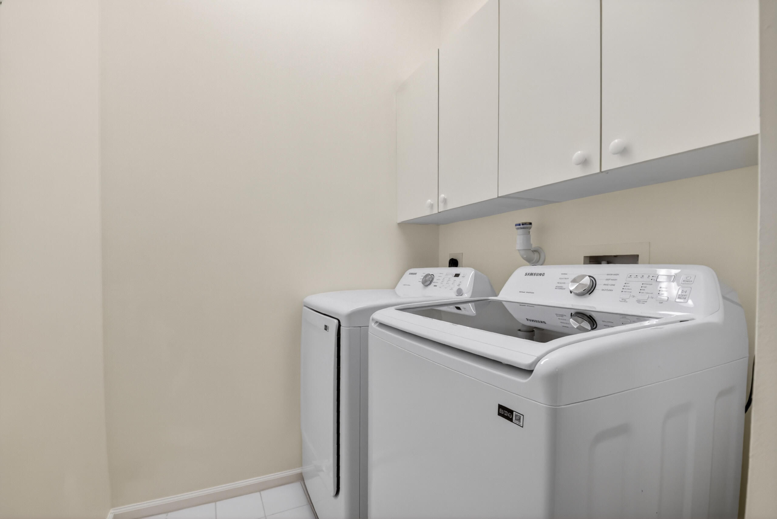 BELLA VERDE CONDO - Residential
