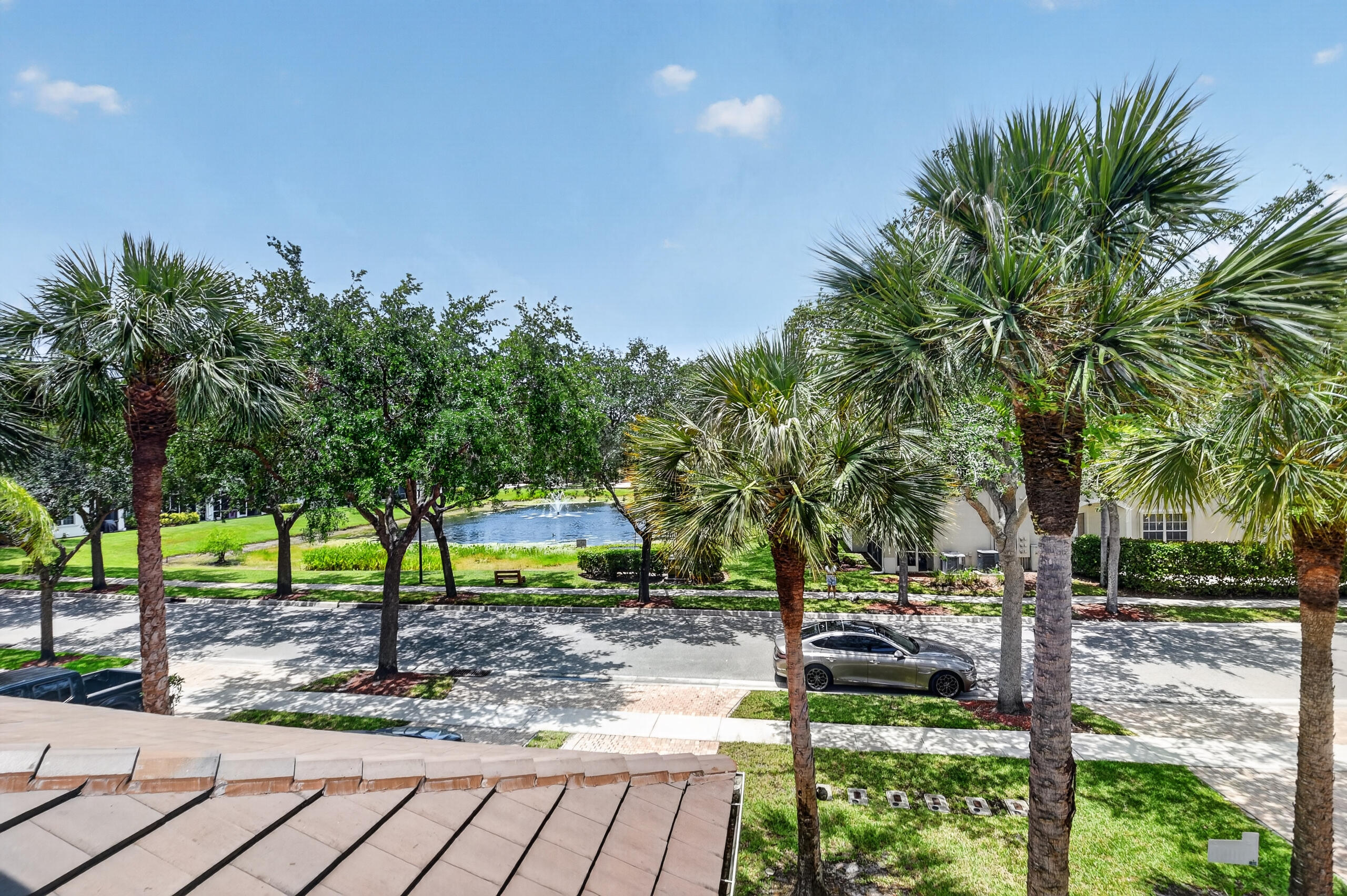 BELLA VERDE CONDO - Residential