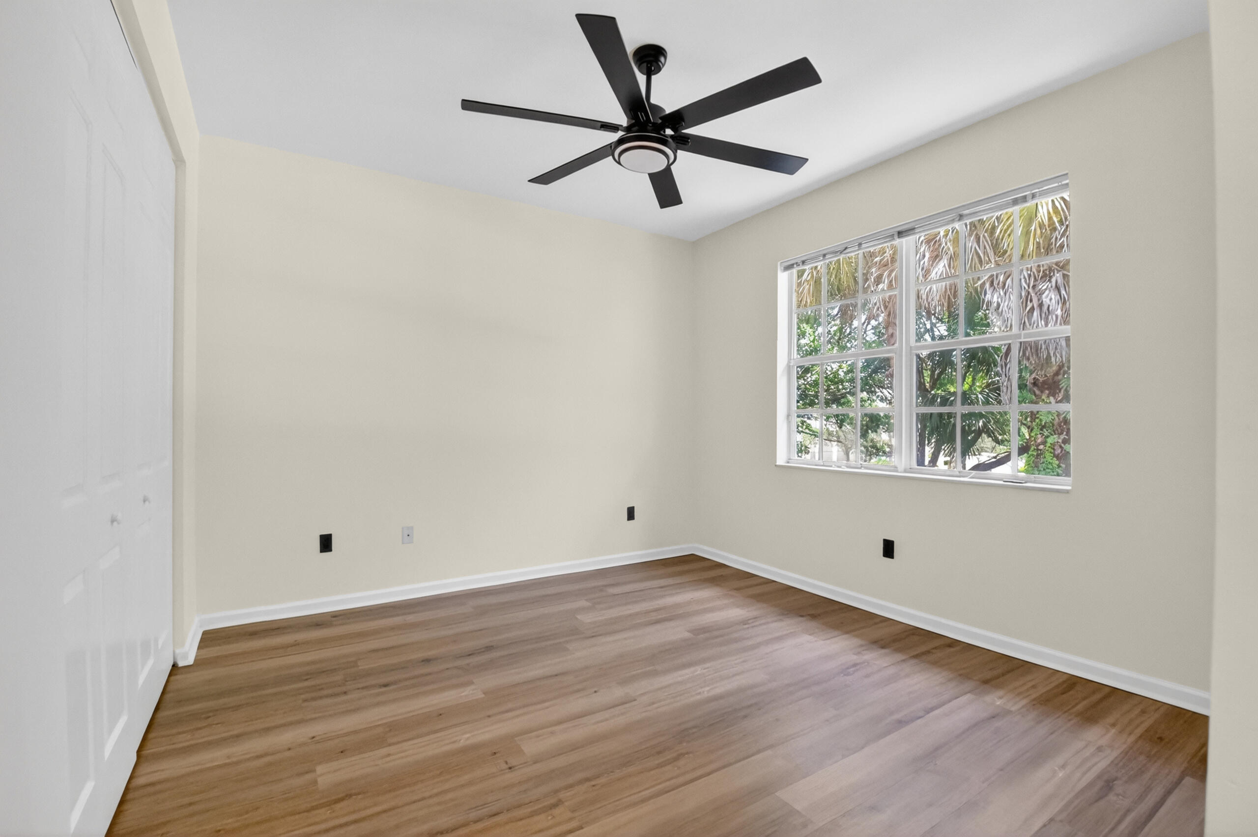 BELLA VERDE CONDO - Residential