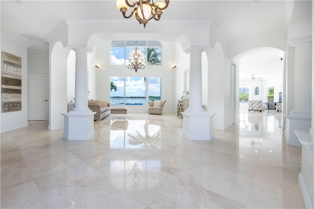 SUNSET LAKES PLAT THREE - Residential Lease