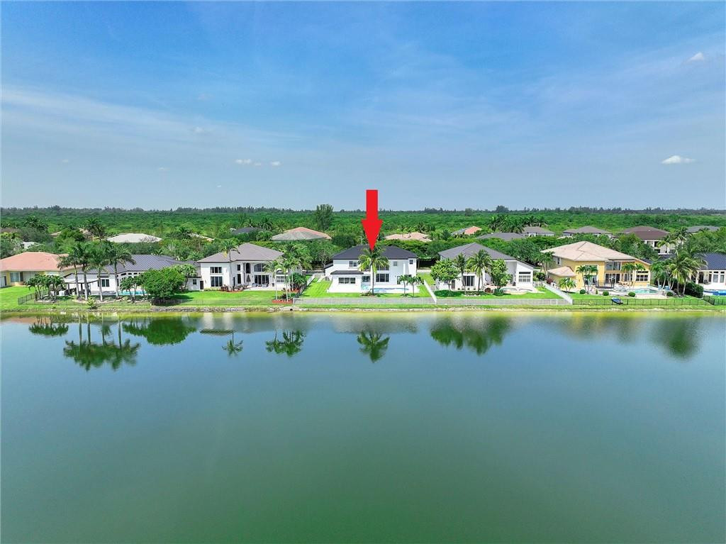 SUNSET LAKES PLAT THREE - Residential Lease