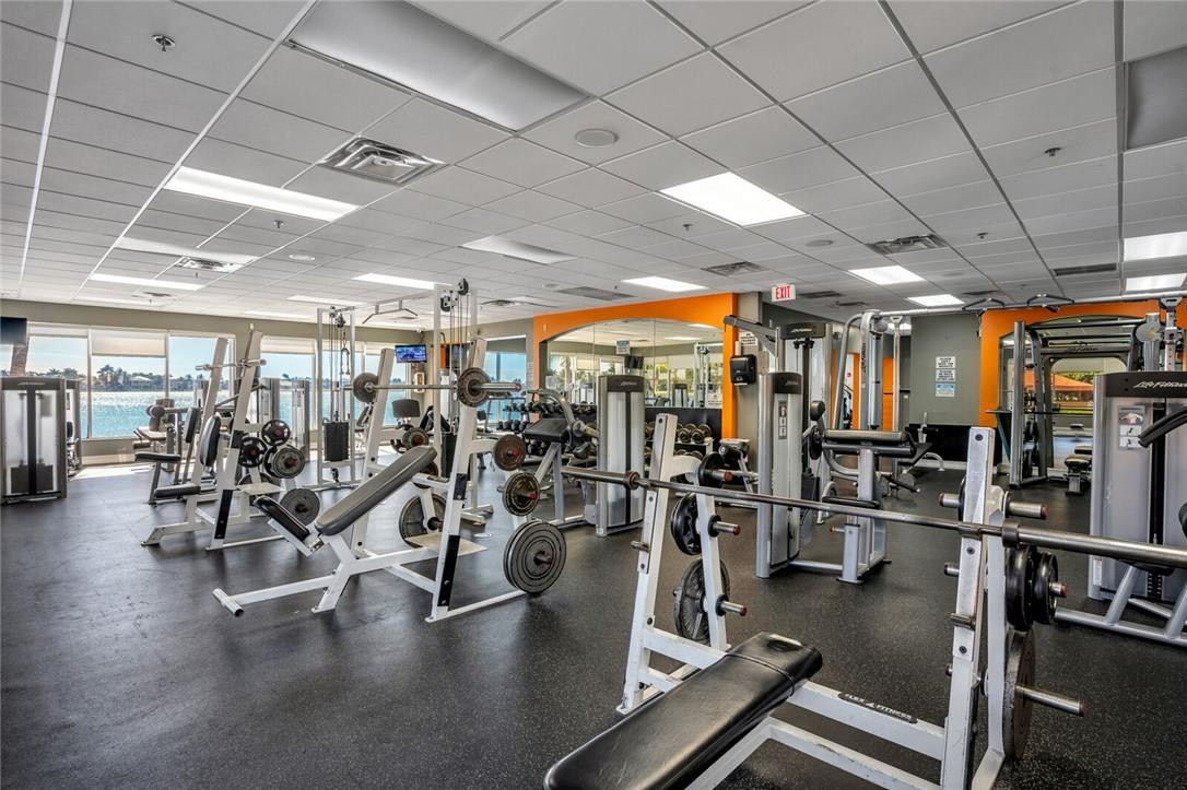 SUNSET LAKES PLAT THREE - Residential Lease