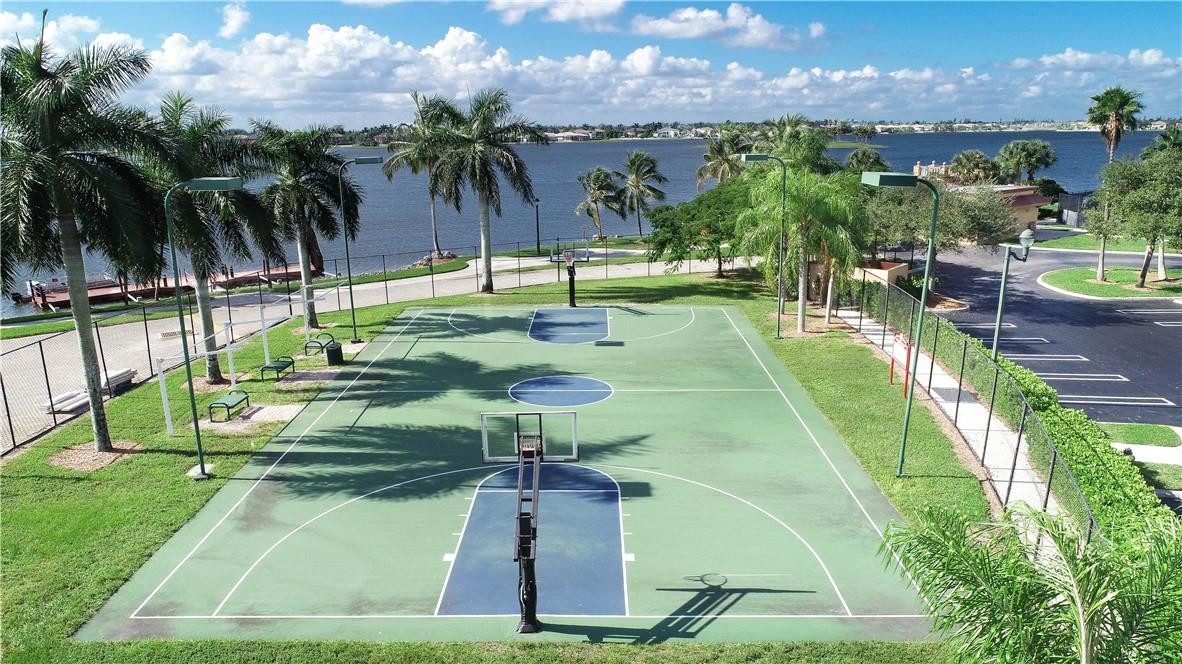 SUNSET LAKES PLAT THREE - Residential Lease