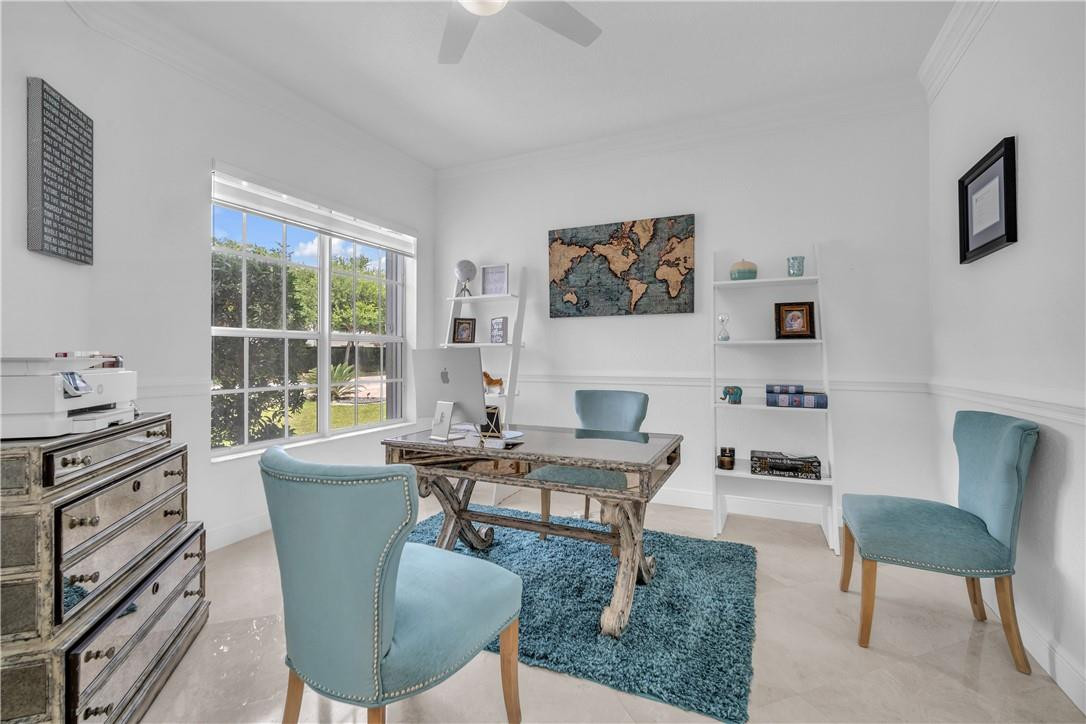 SUNSET LAKES PLAT THREE - Residential Lease