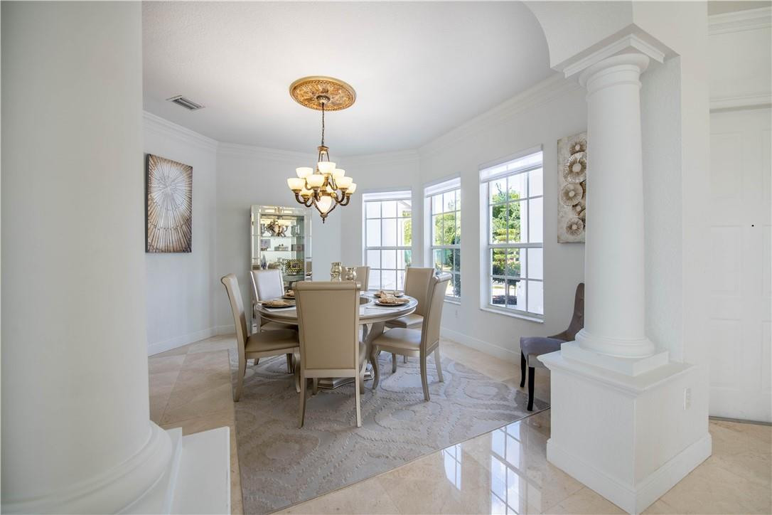 SUNSET LAKES PLAT THREE - Residential Lease