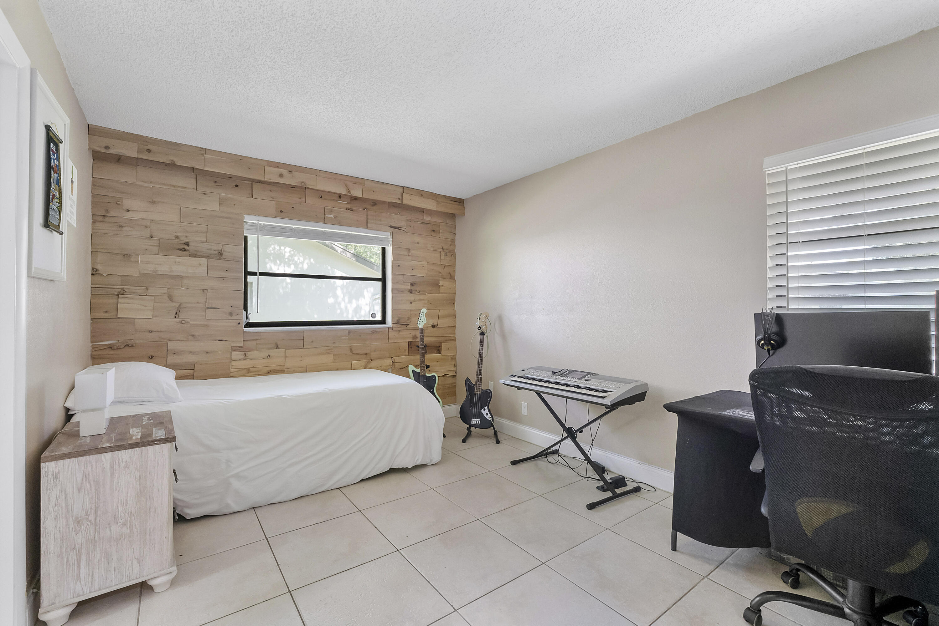 SHADYWOODS PH TWO - Residential