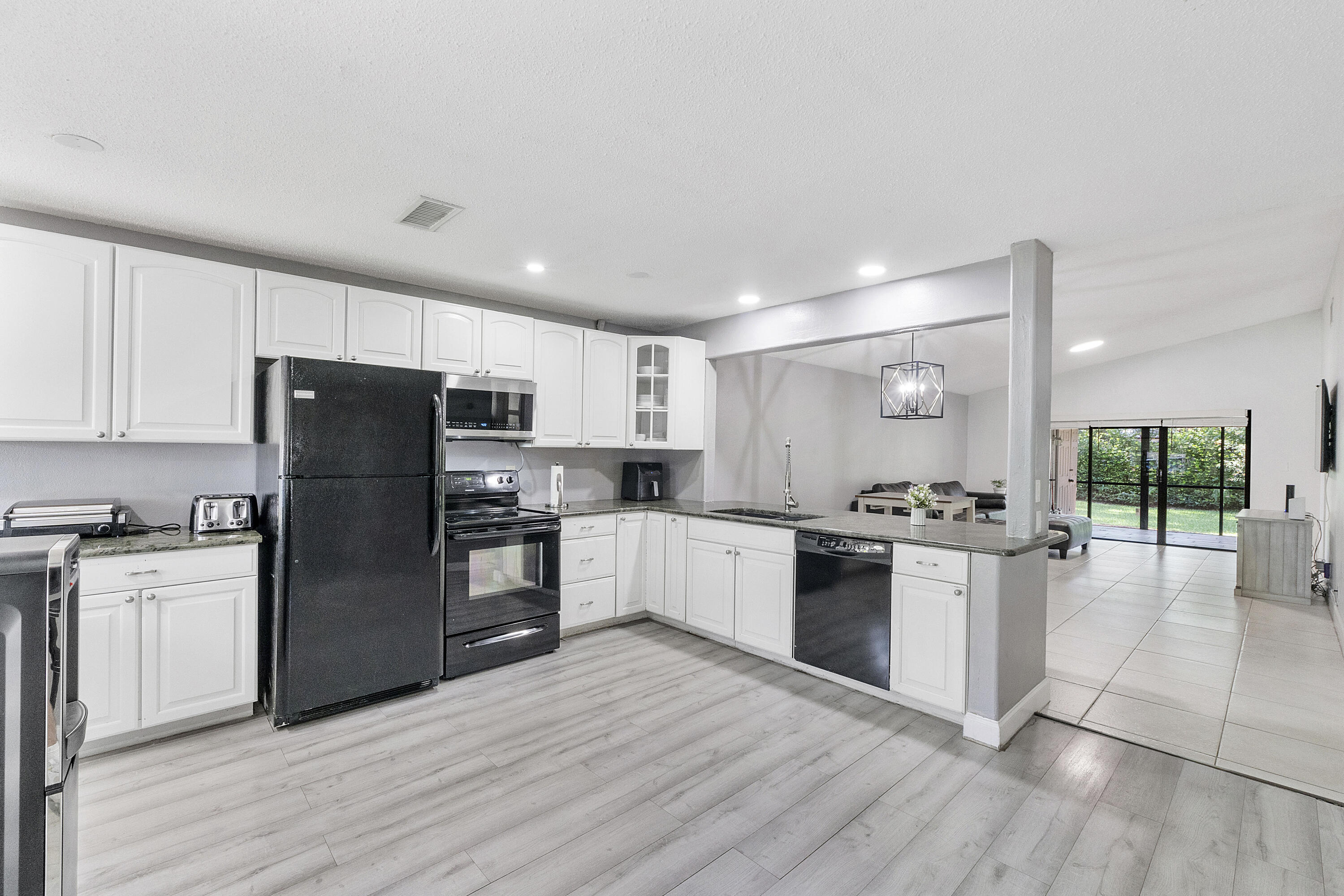 SHADYWOODS PH TWO - Residential