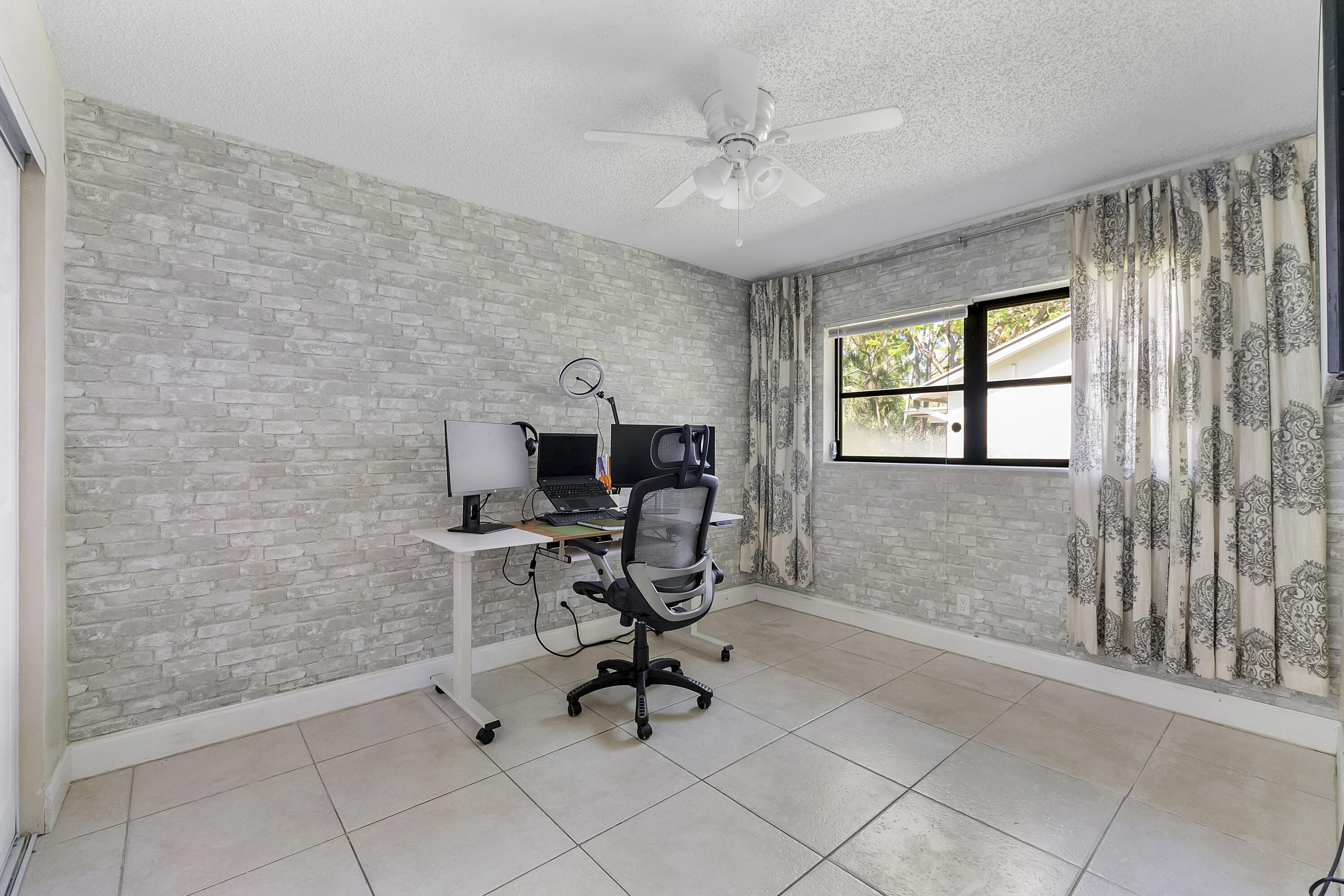SHADYWOODS PH TWO - Residential