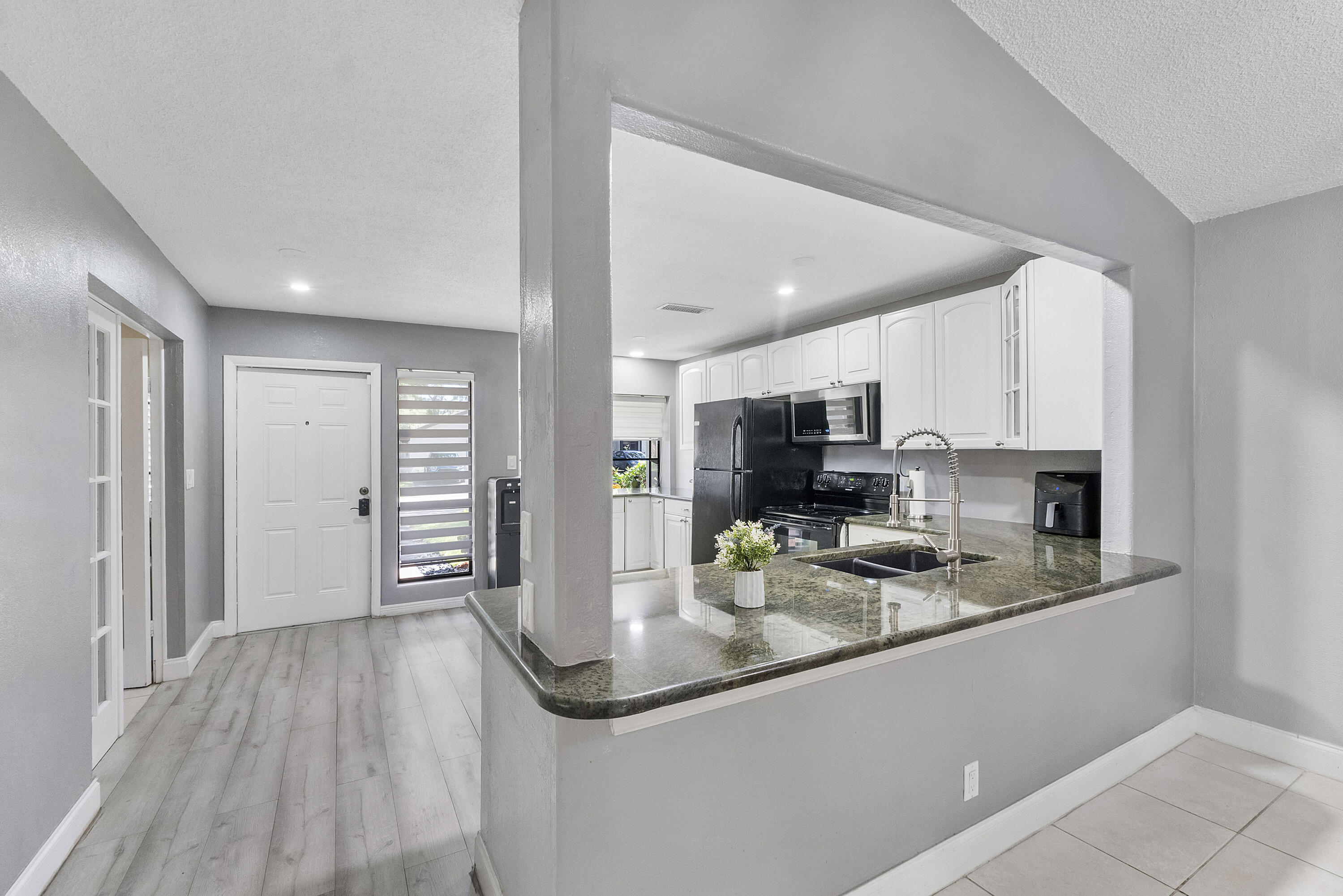 SHADYWOODS PH TWO - Residential