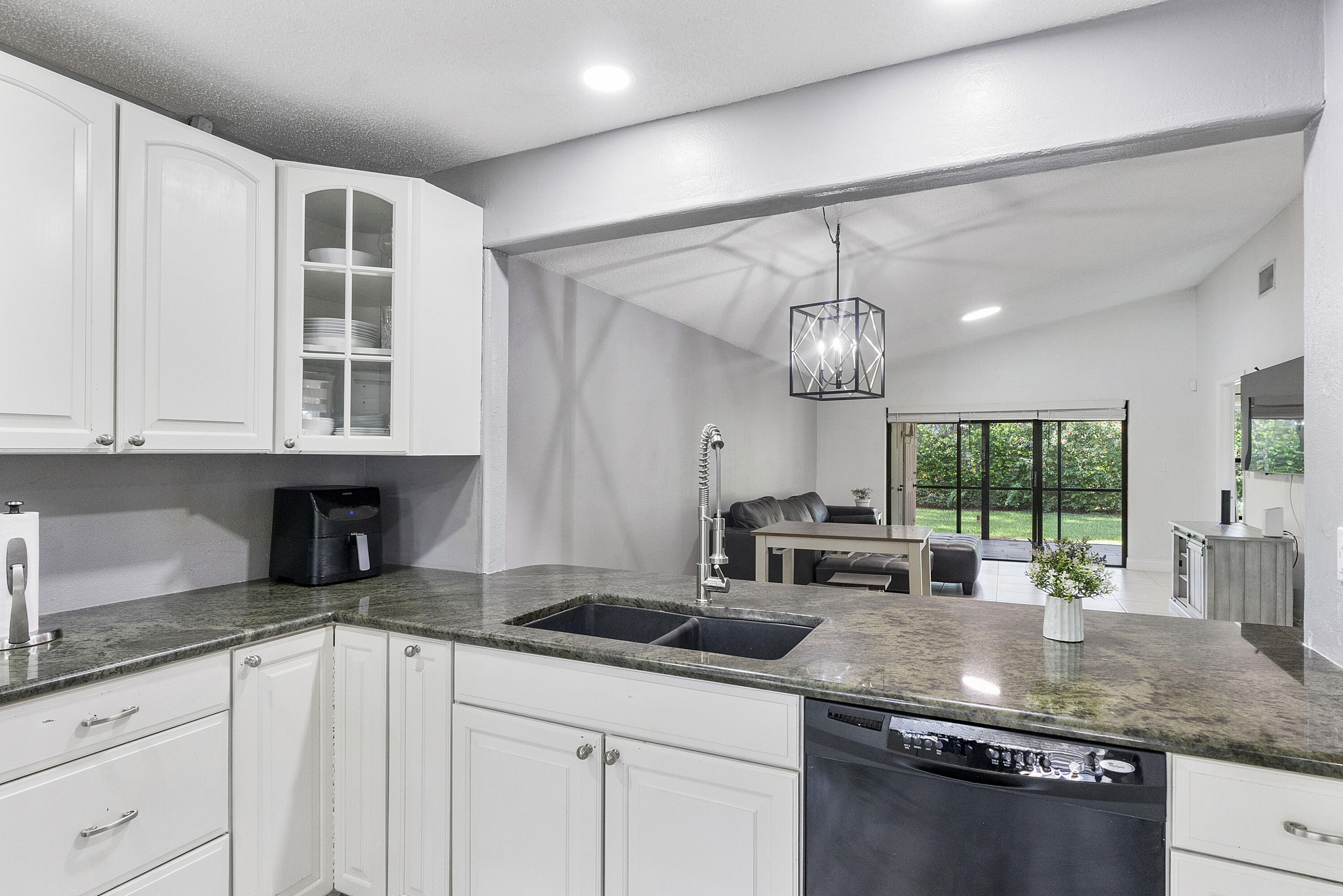 SHADYWOODS PH TWO - Residential