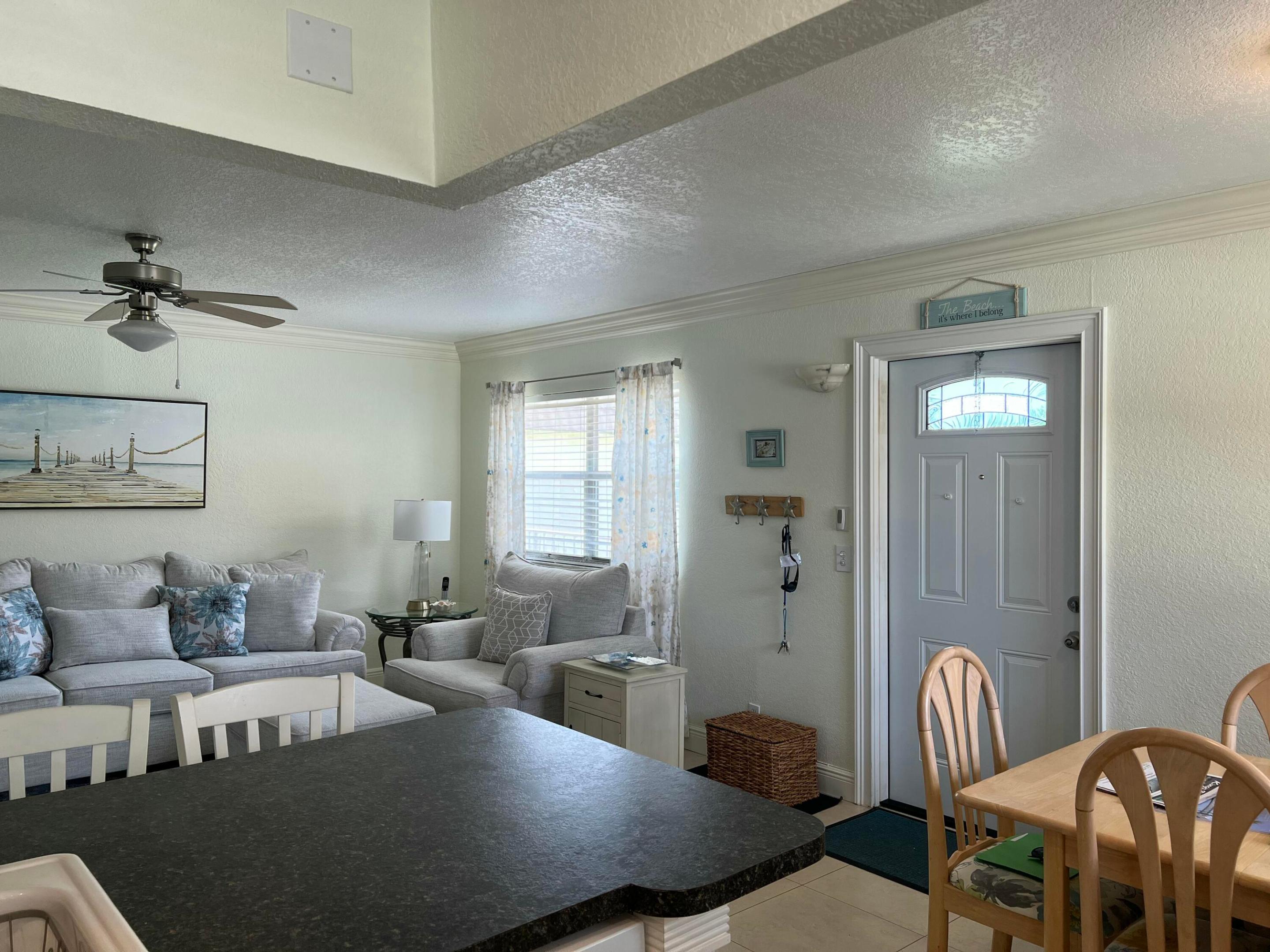 KINGS POINT SAXONY CONDOS - Residential