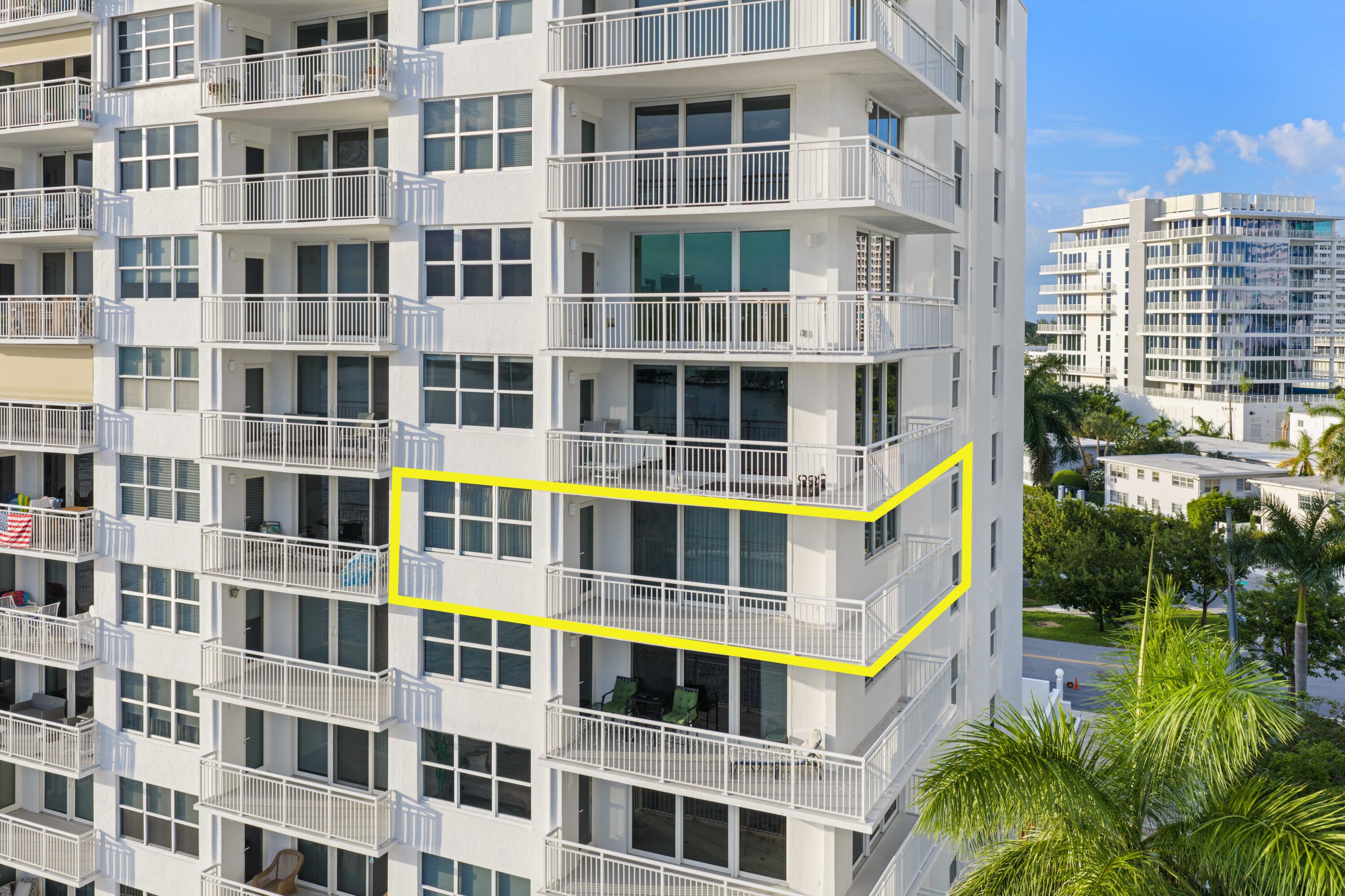 BAYSHORE TOWERS - Residential