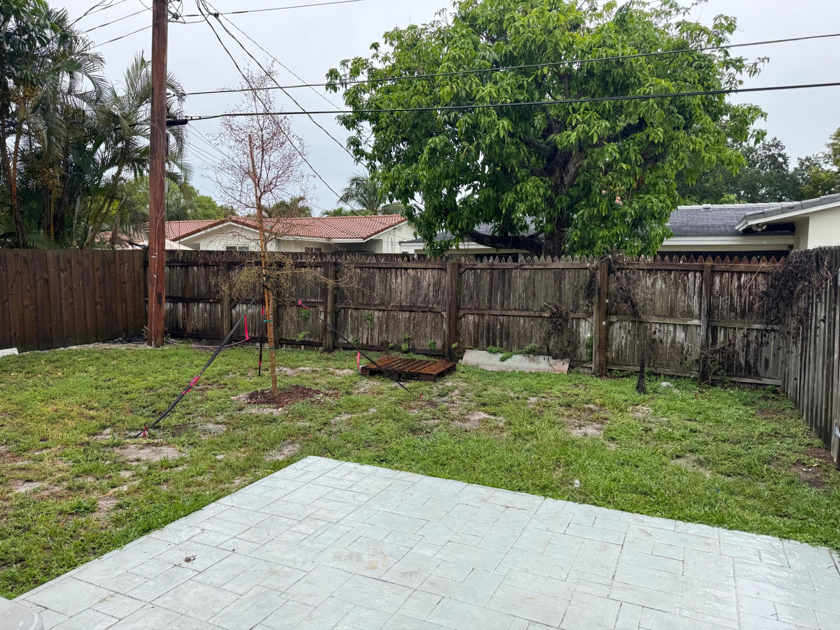 CORAL RIDGE ADD - Residential Lease